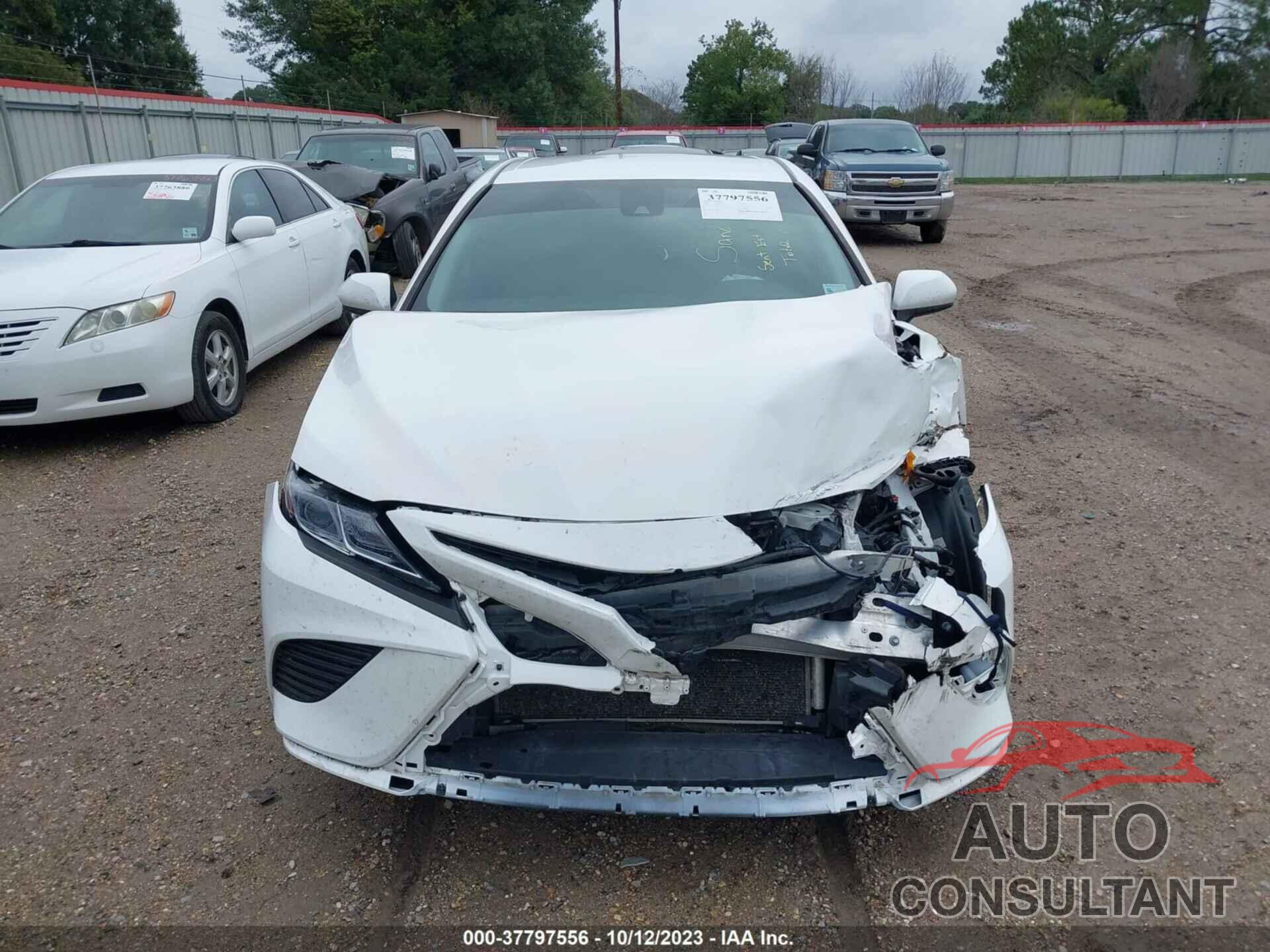 TOYOTA CAMRY 2019 - 4T1B11HK5KU688148