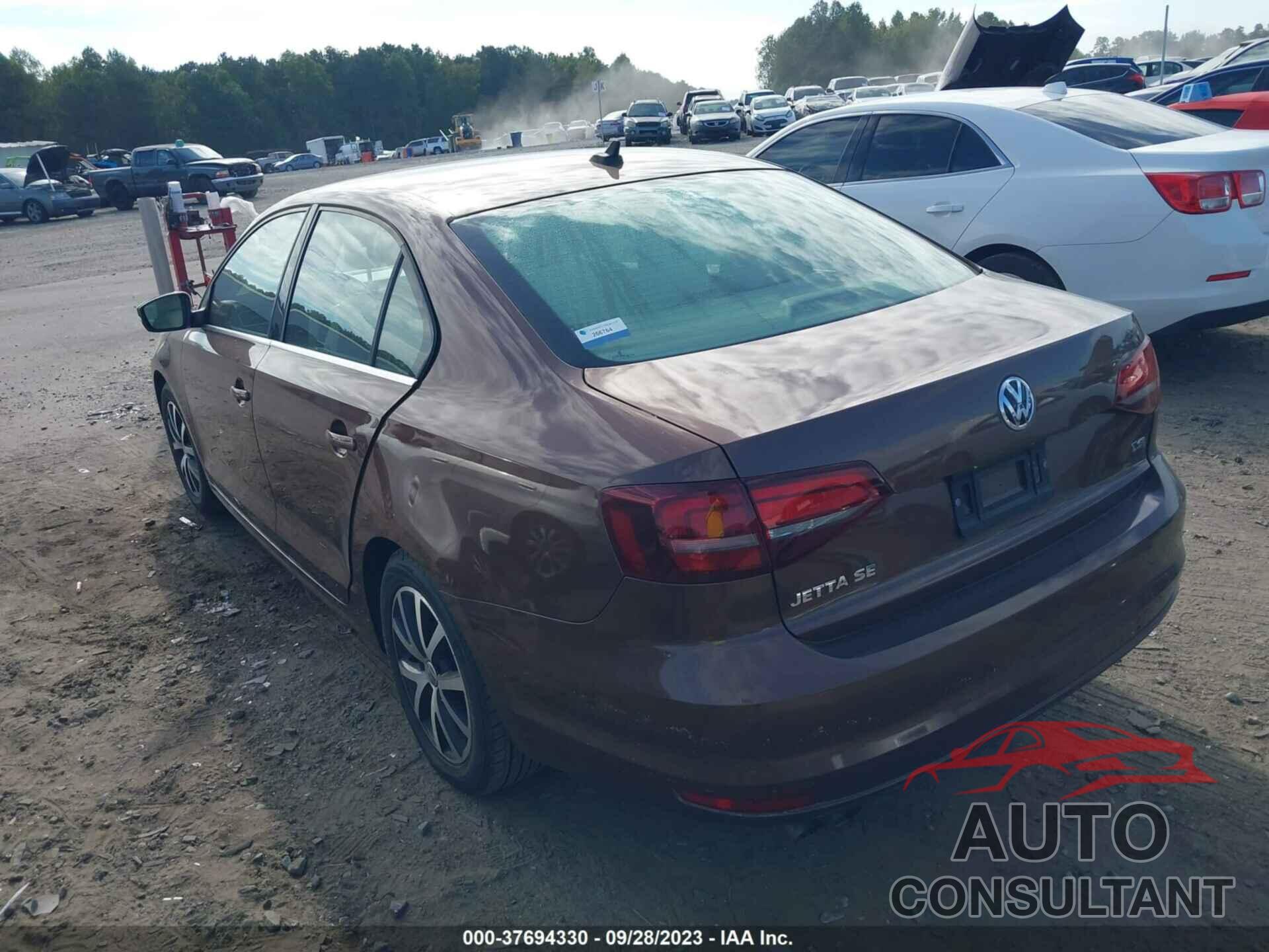 VOLKSWAGEN JETTA 2017 - 3VWB67AJ2HM339324