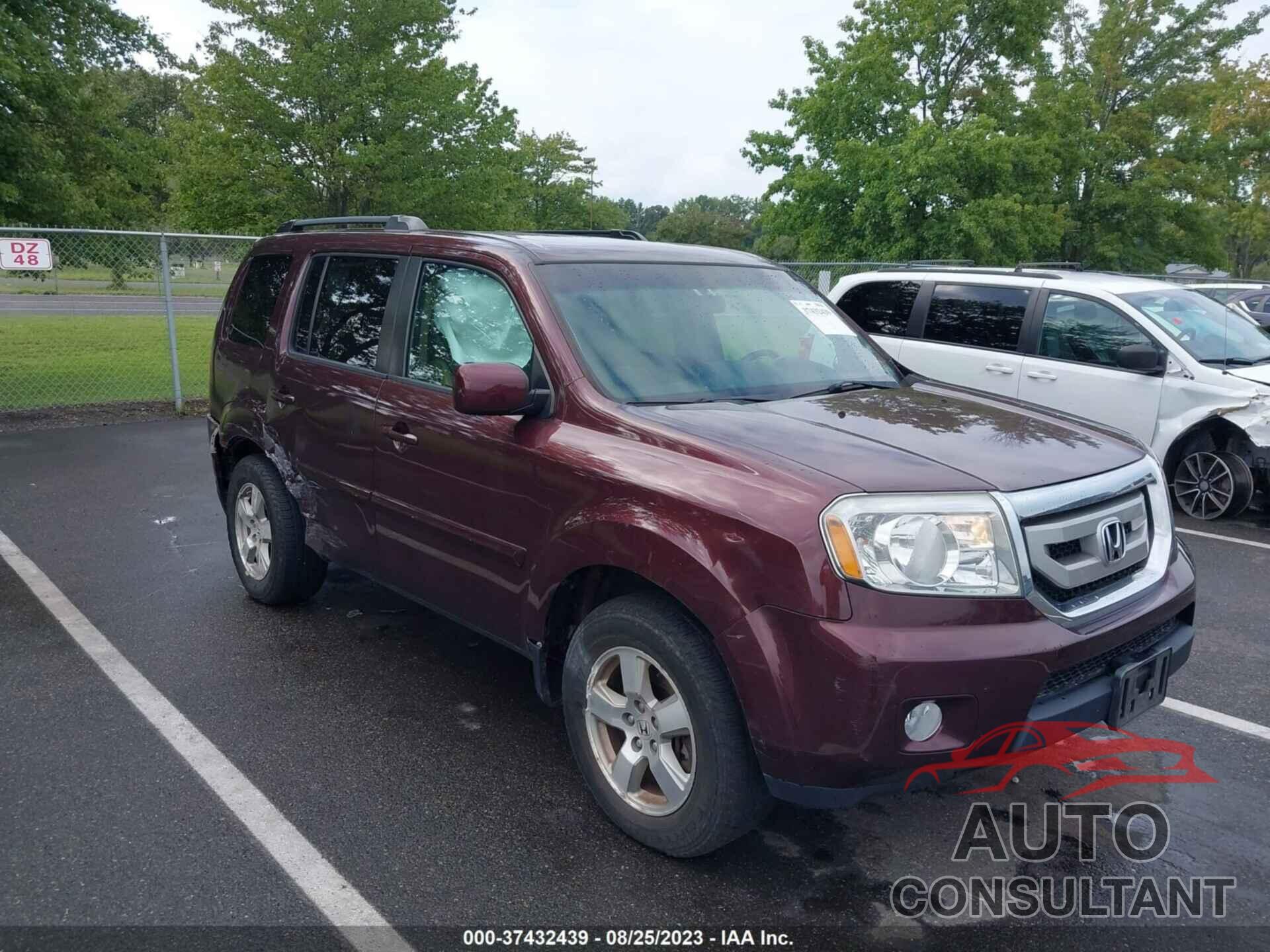 HONDA PILOT 2011 - 5FNYF4H72BB096597