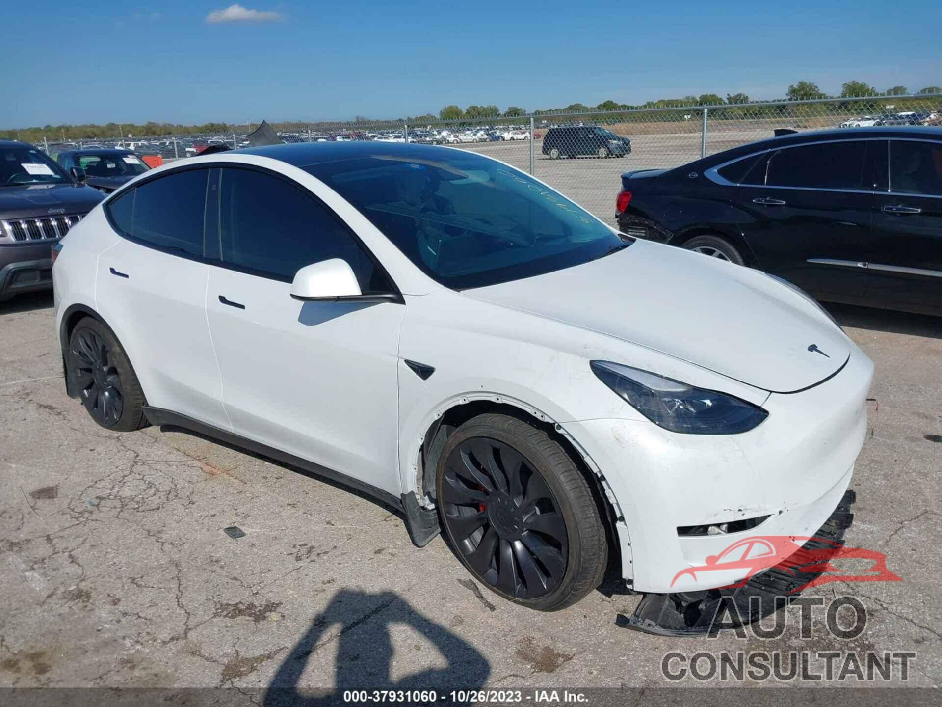 TESLA MODEL Y 2023 - 7SAYGDEF5PF701800