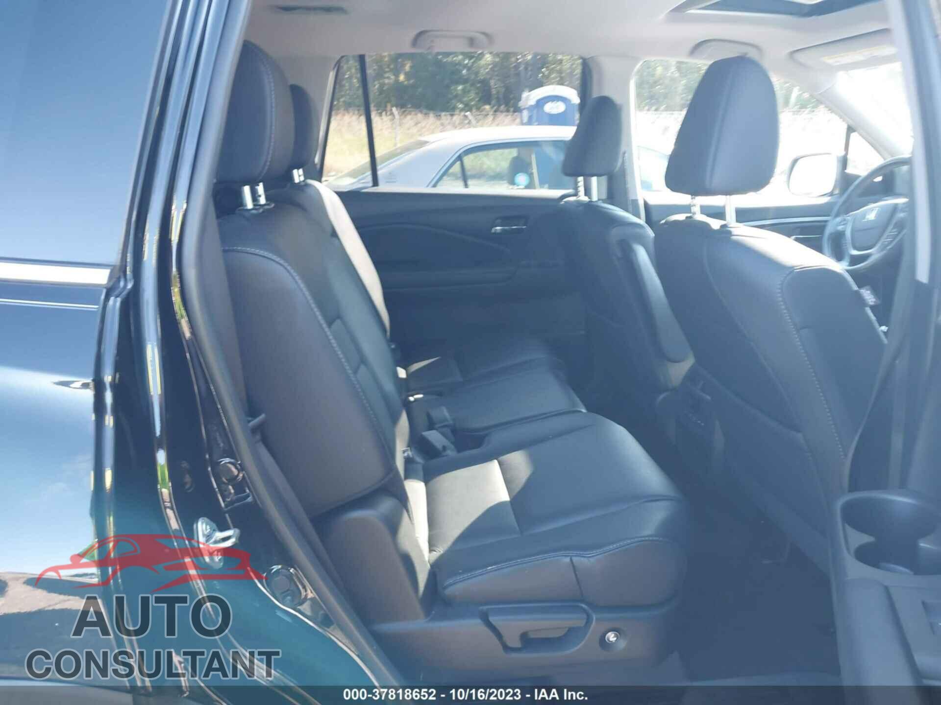HONDA PILOT 2017 - 5FNYF6H72HB048392