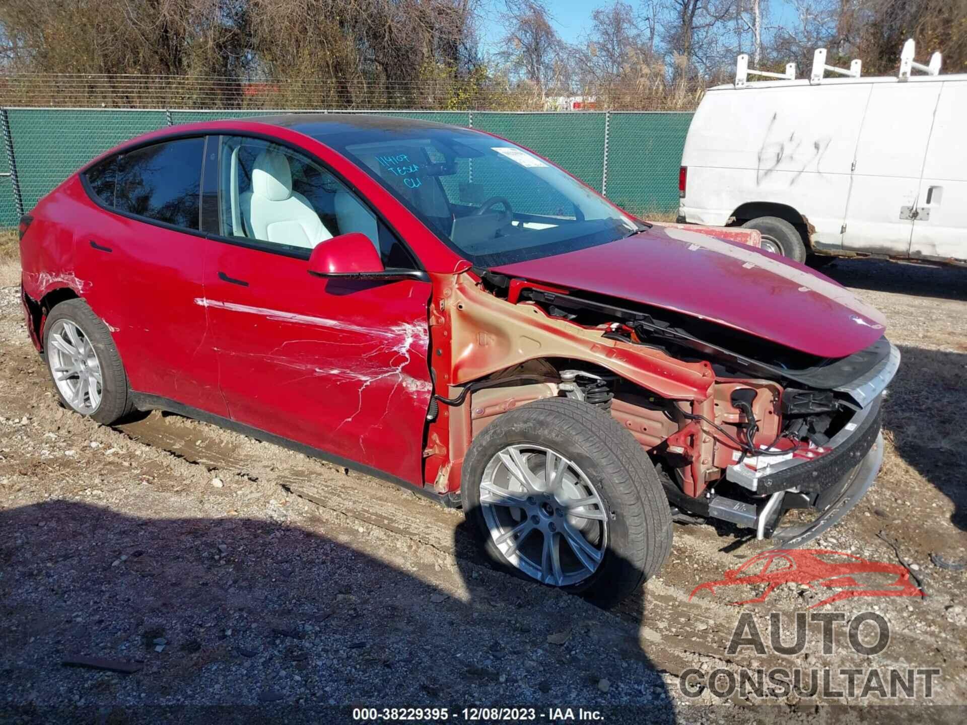 TESLA MODEL Y 2023 - 7SAYGDEE4PA115240