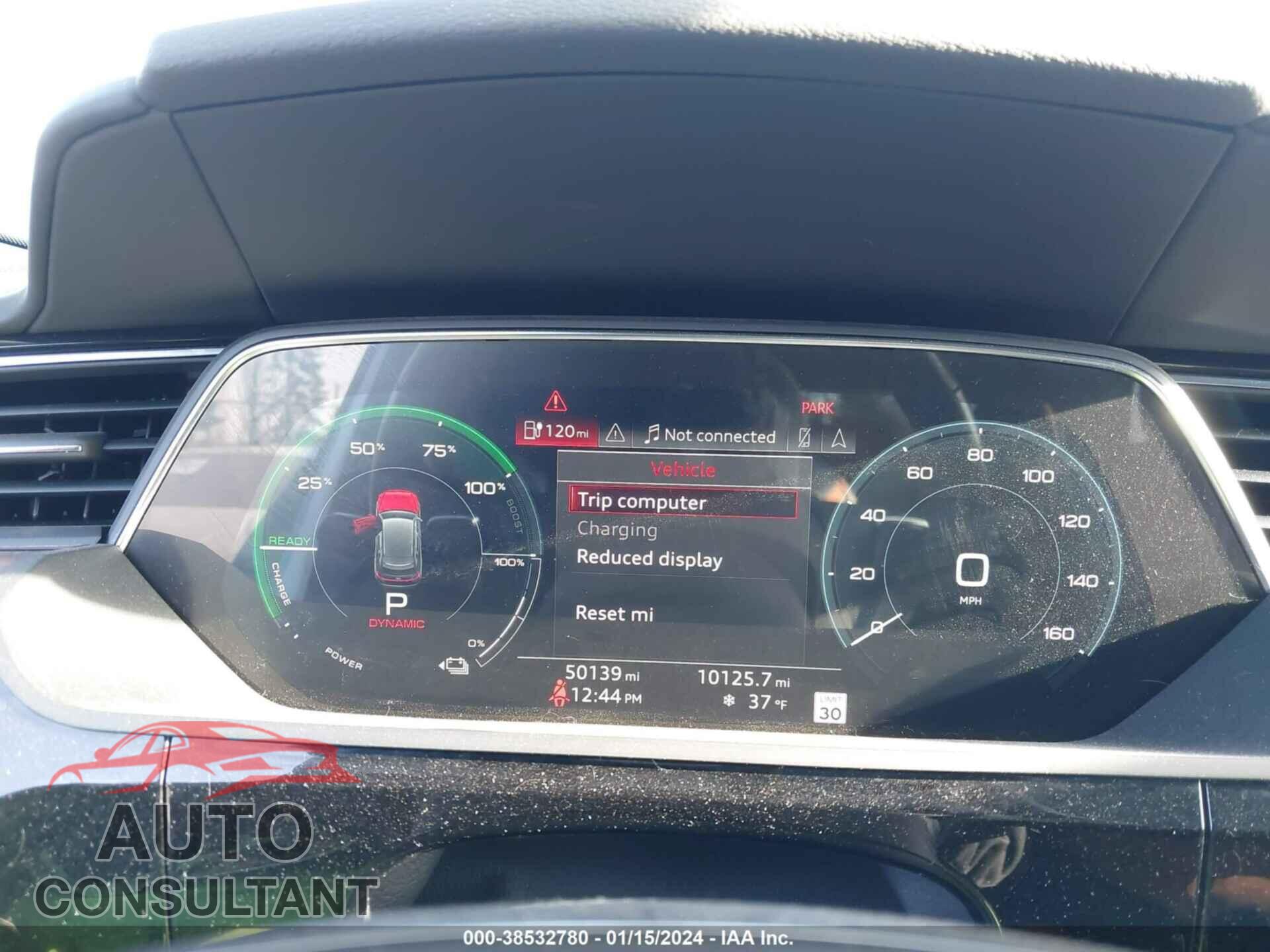 AUDI E-TRON 2019 - WA1VABGE4KB020849