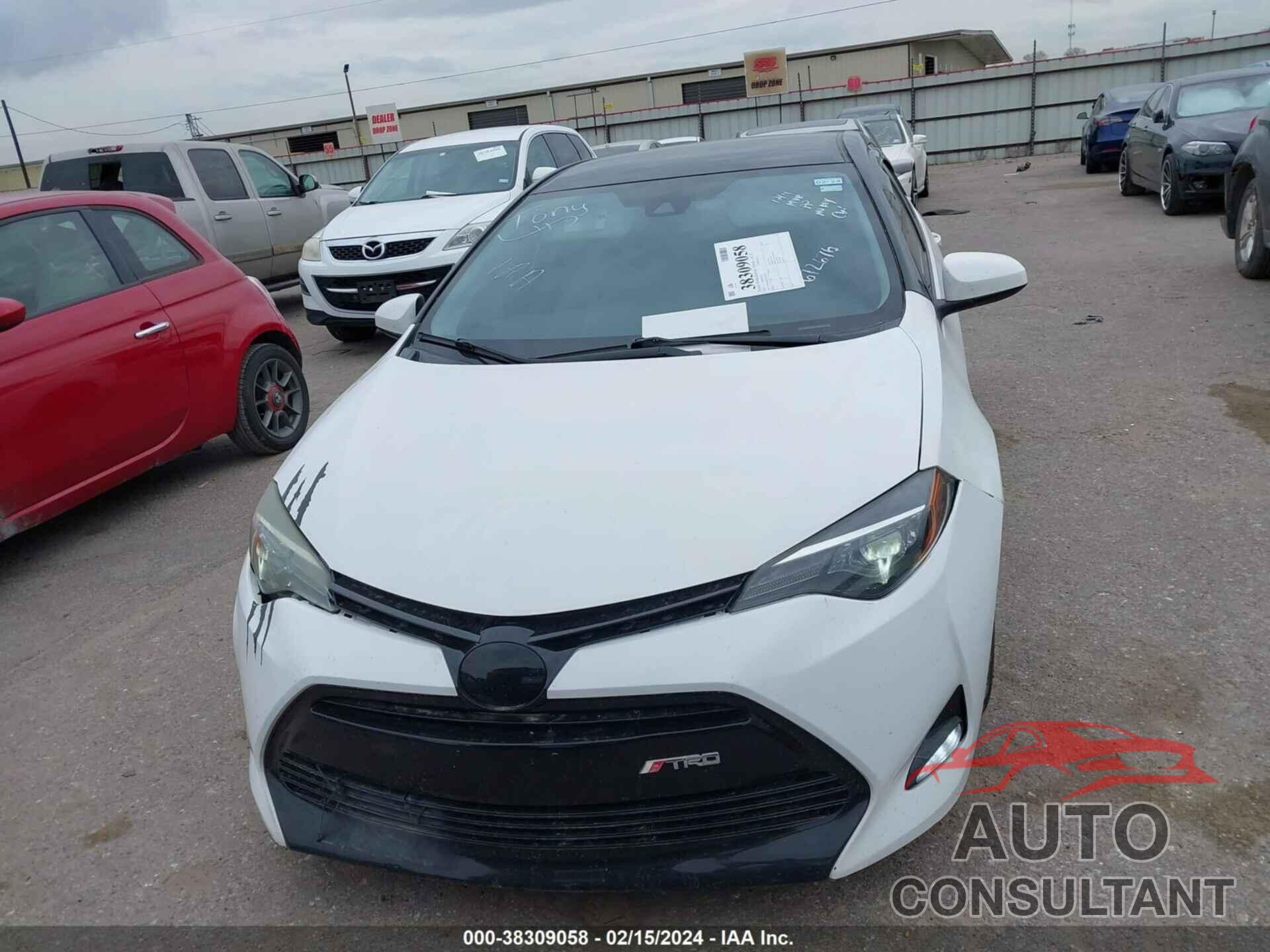 TOYOTA COROLLA 2017 - 5YFBURHE2HP672676