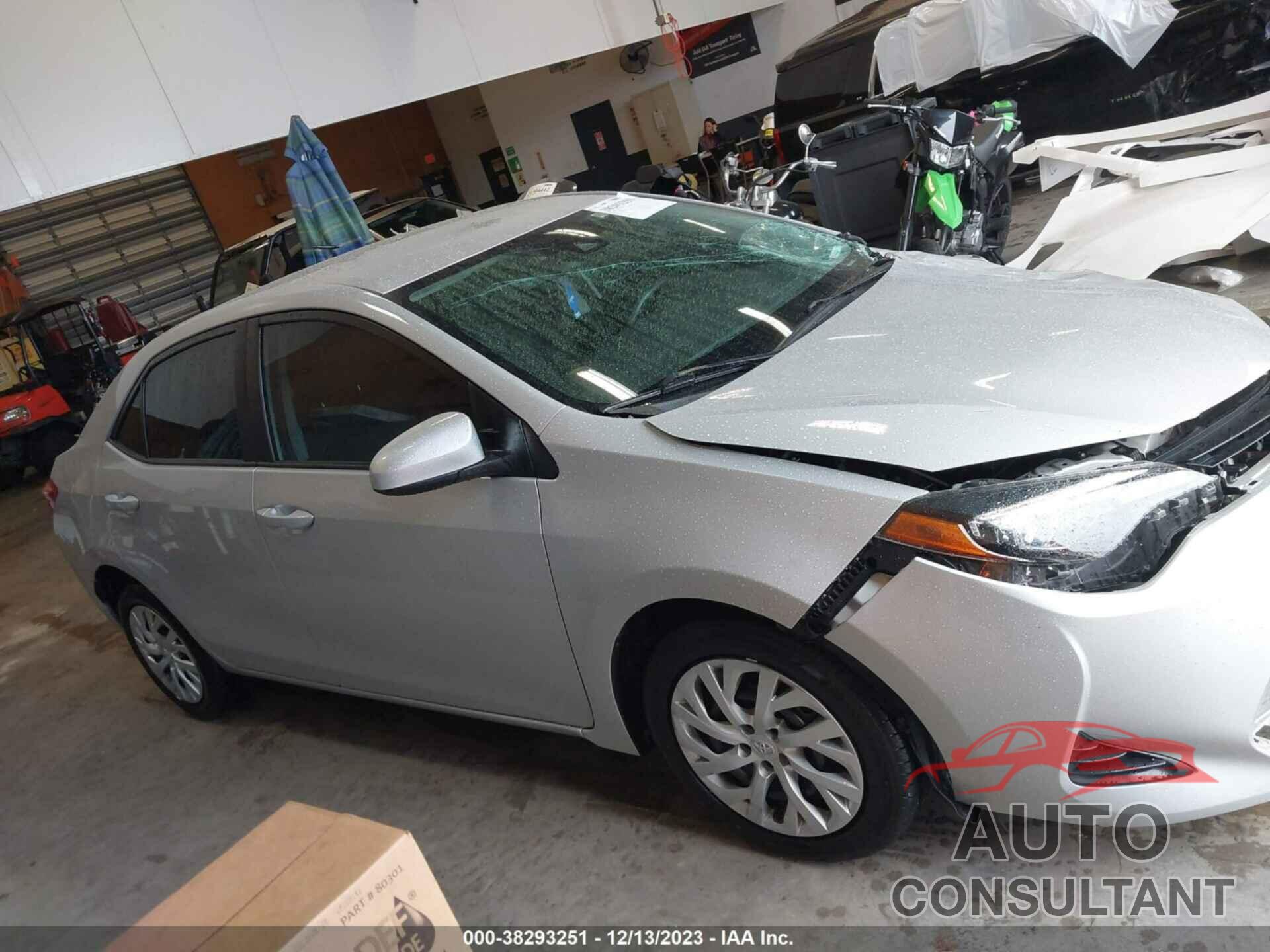 TOYOTA COROLLA 2019 - 5YFBURHE3KP945485