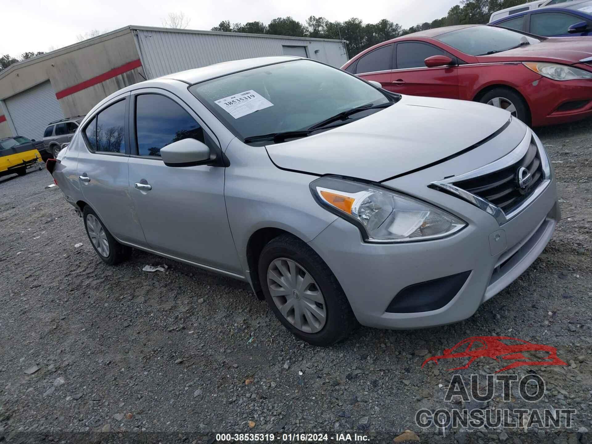 NISSAN VERSA 2018 - 3N1CN7AP6JL888599