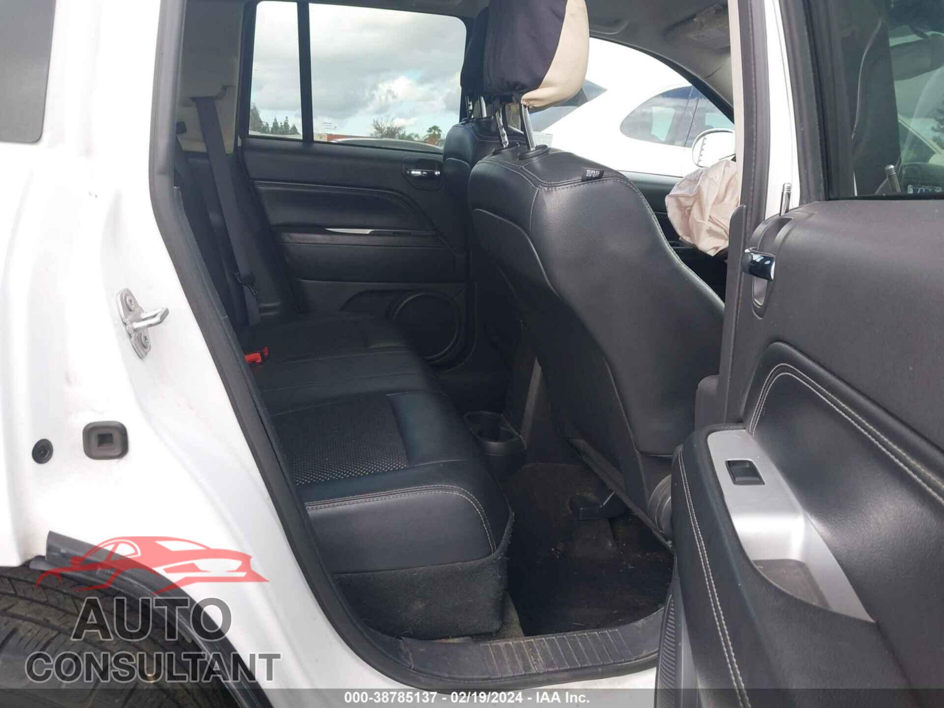 JEEP COMPASS 2017 - 1C4NJDEB0HD105050
