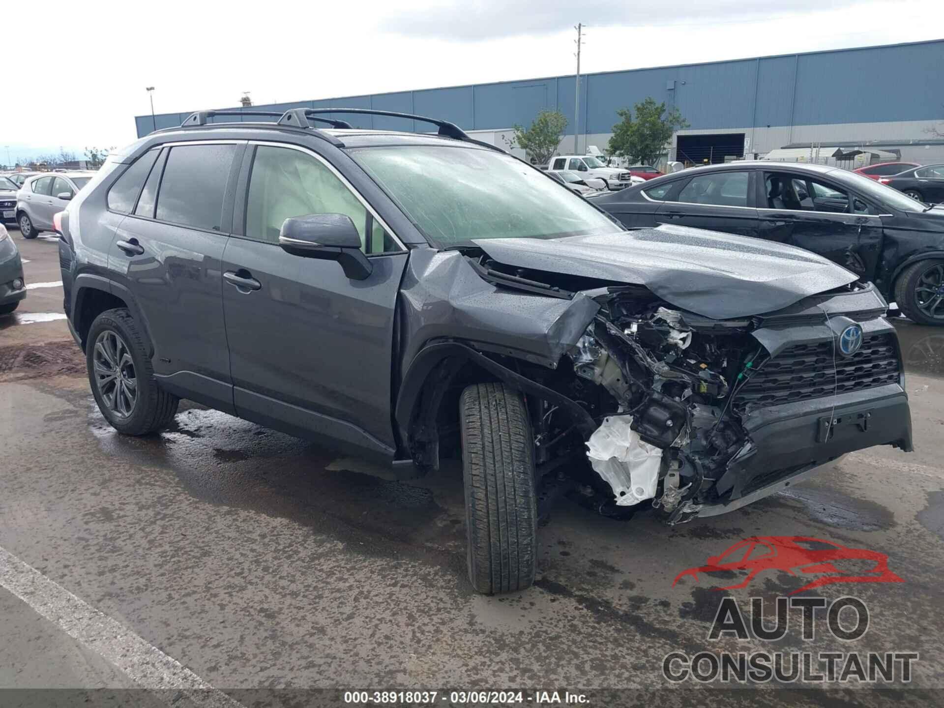 TOYOTA RAV4 2024 - JTMB6RFV8RD551085