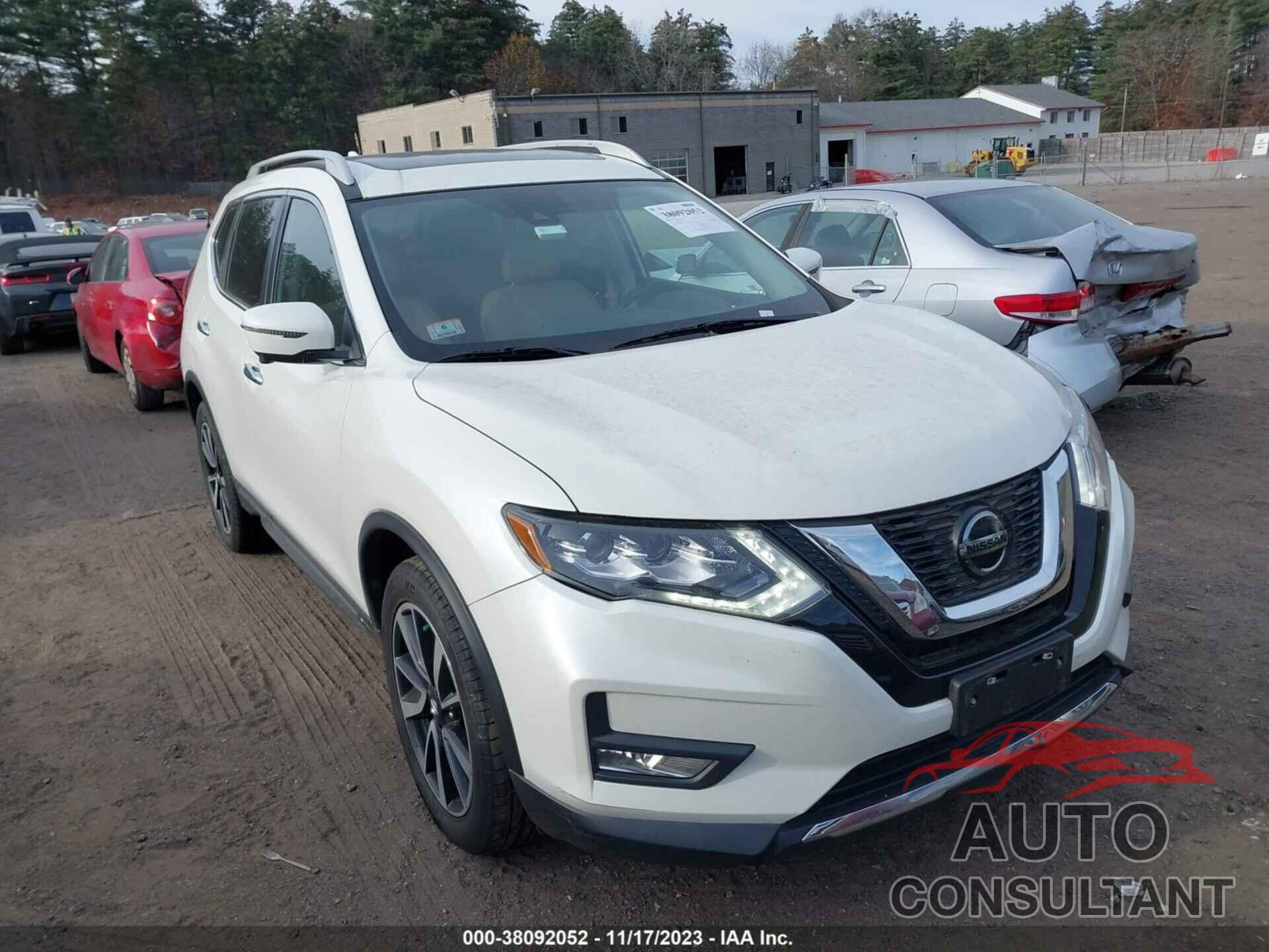 NISSAN ROGUE 2019 - 5N1AT2MV3KC717499