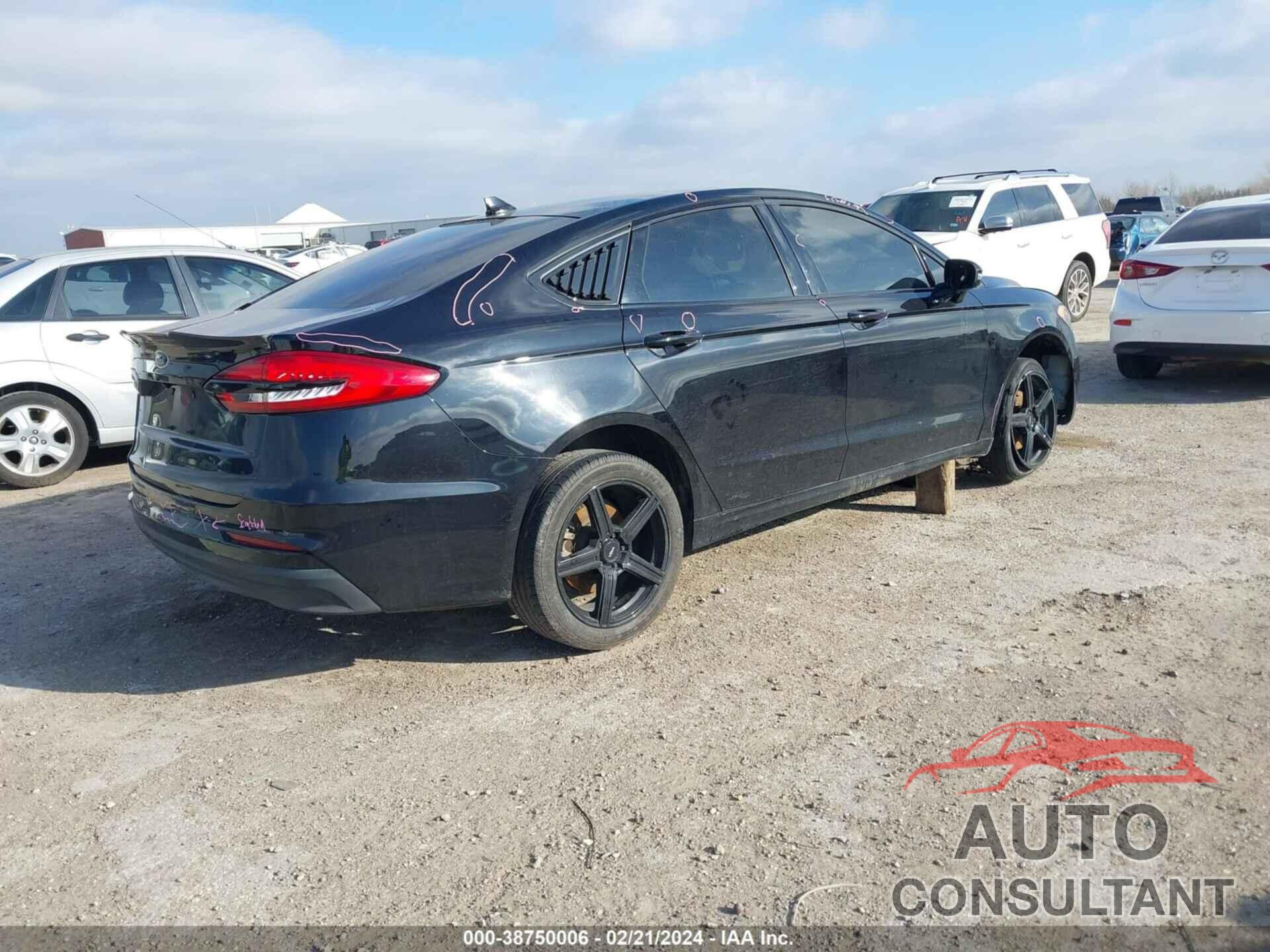 FORD FUSION HYBRID 2019 - 3FA6P0MU1KR140005