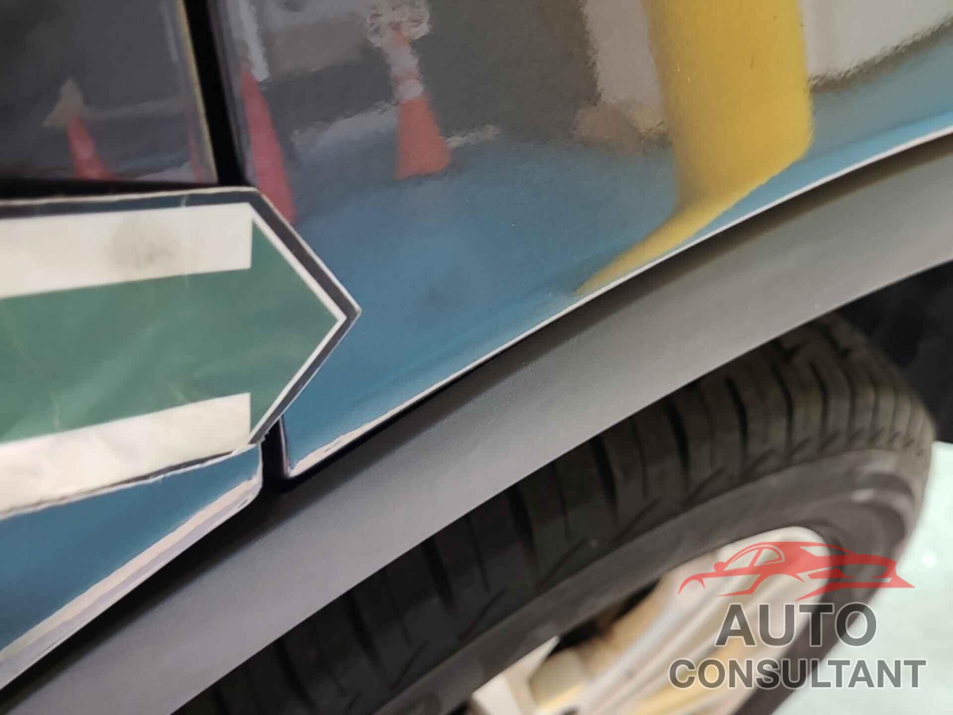 FORD ESCAPE 2018 - 1FMCU0GD4JUA75882