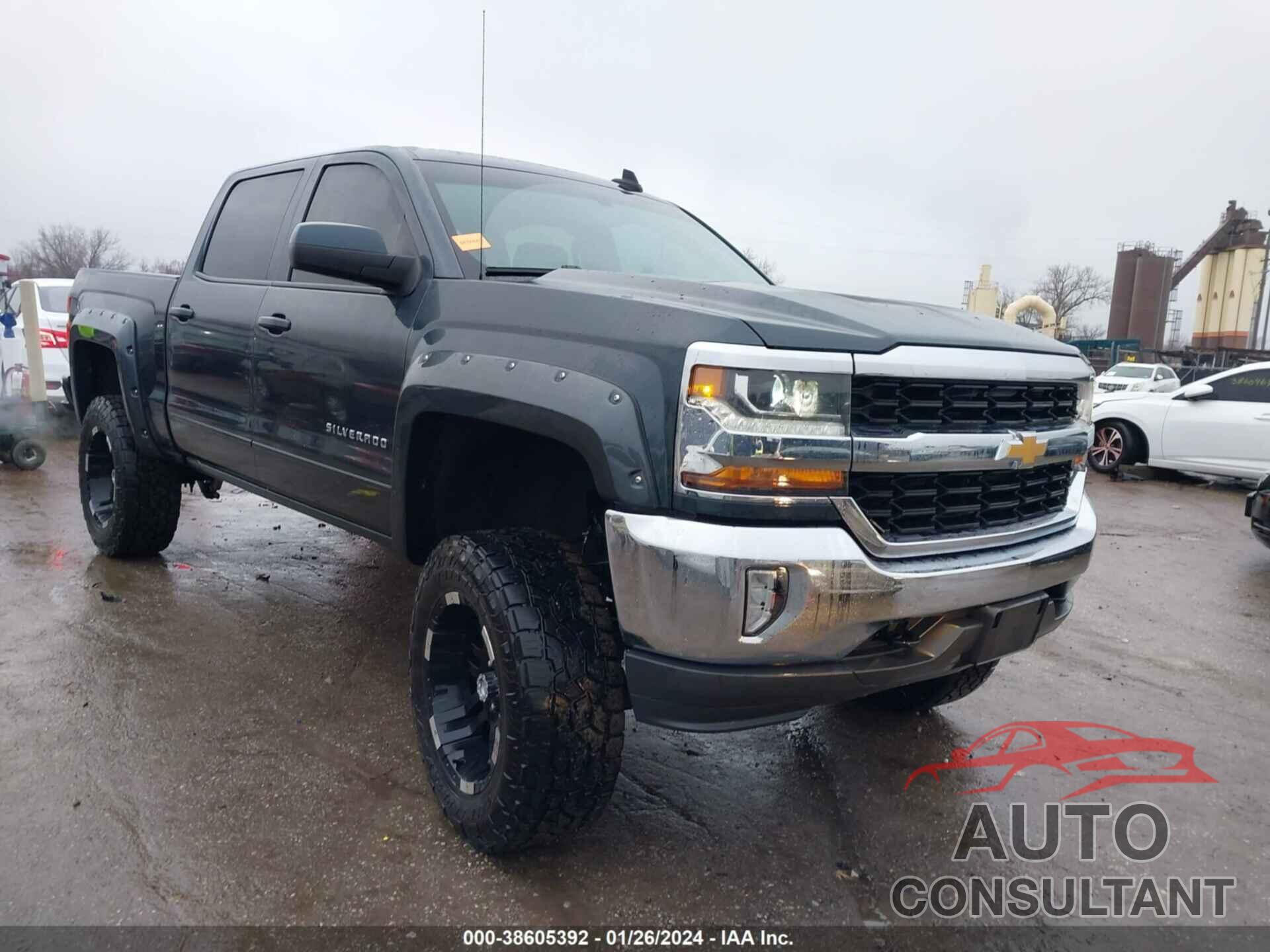 CHEVROLET SILVERADO 1500 2018 - 3GCUKREC9JG256346