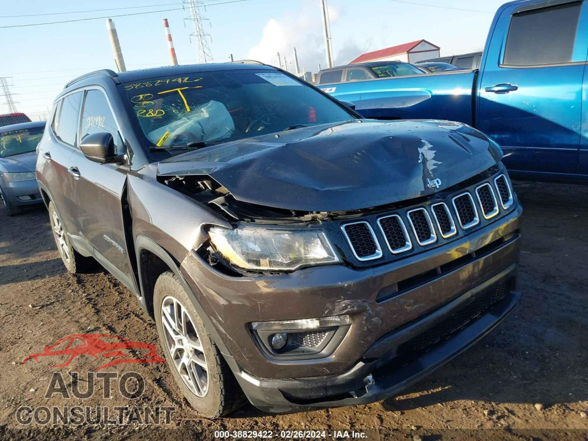 JEEP COMPASS 2018 - 3C4NJDBB7JT117247