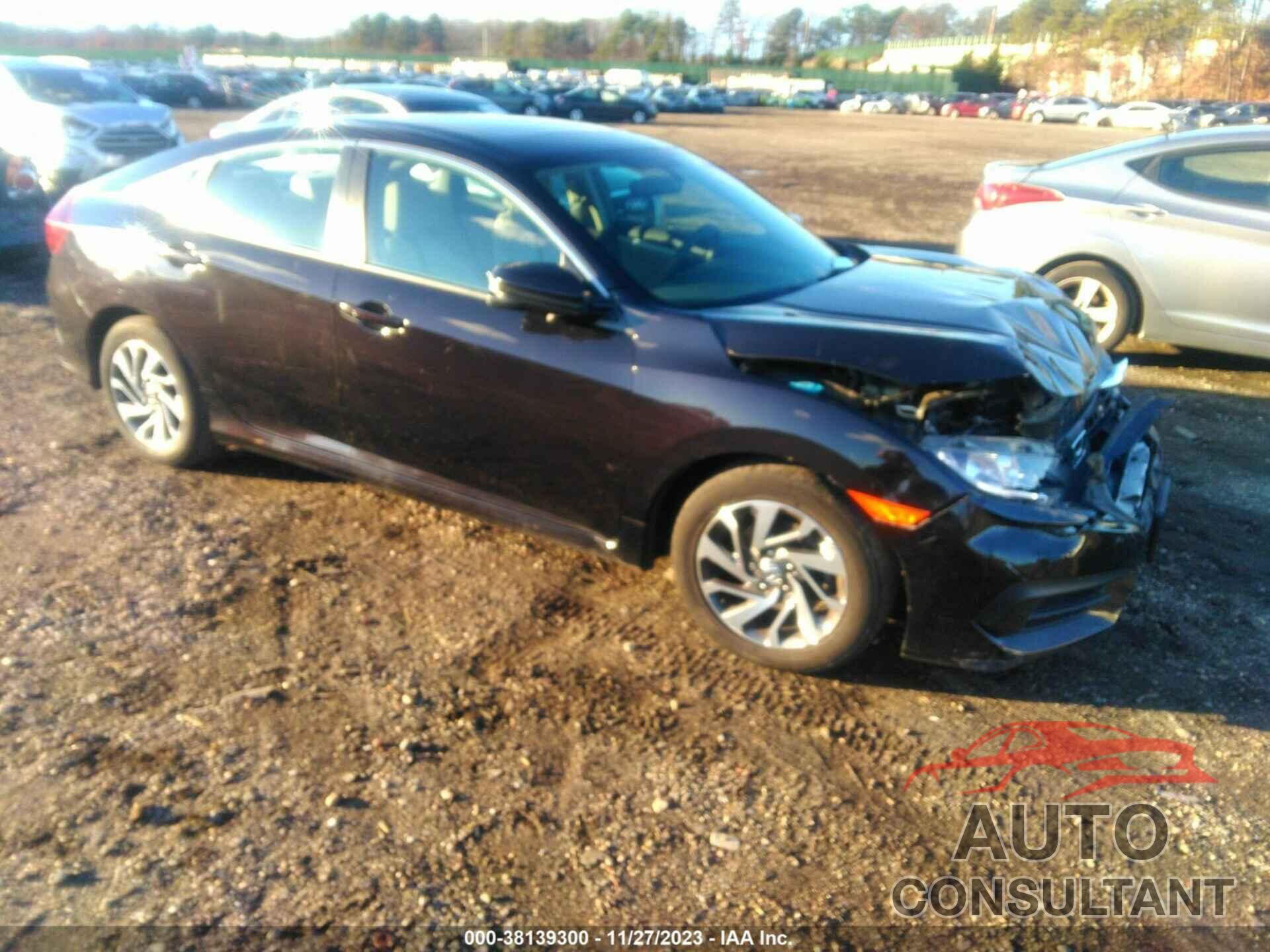 HONDA CIVIC 2018 - 2HGFC2F76JH587210