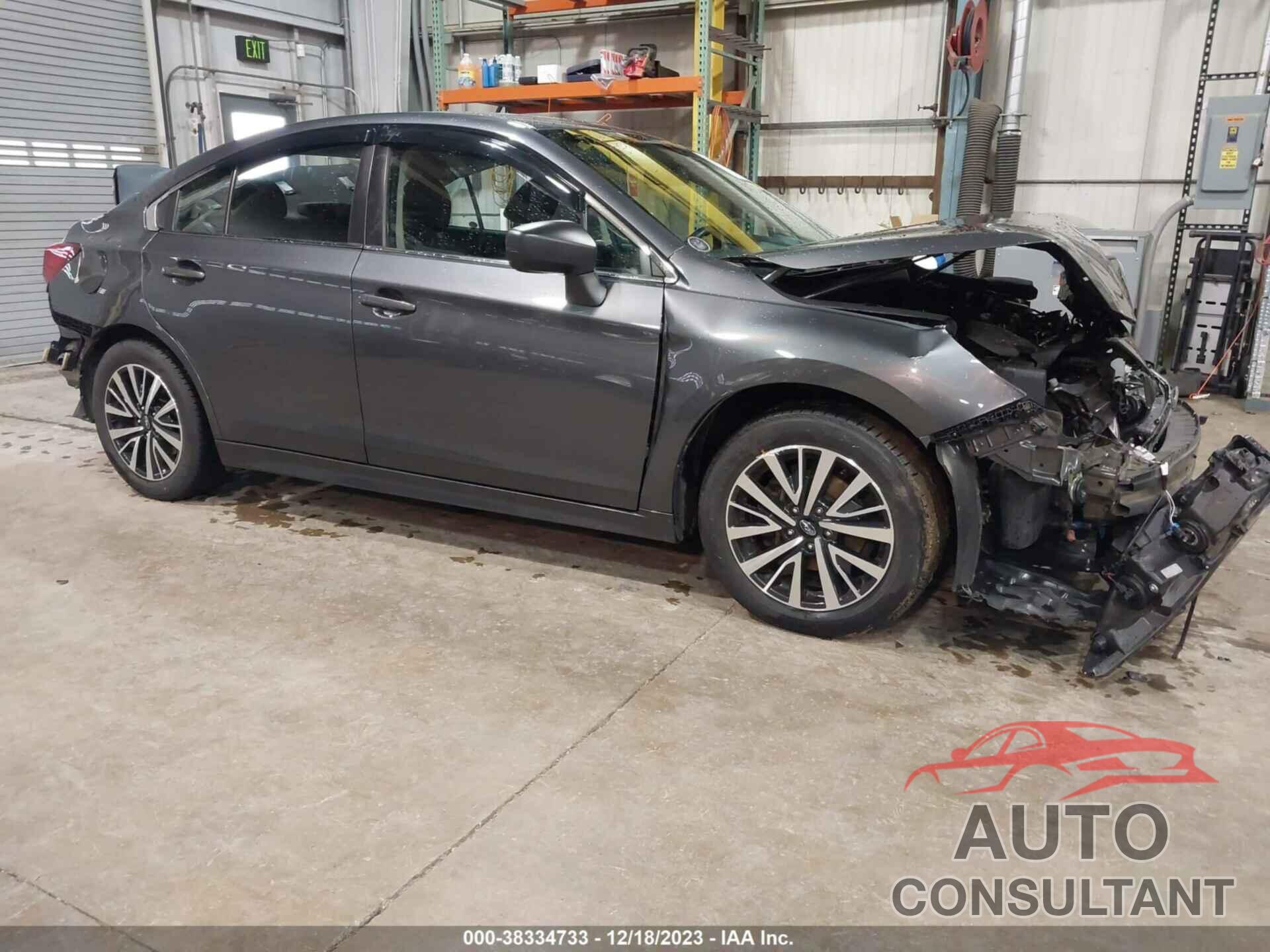 SUBARU LEGACY 2019 - 4S3BNAB68K3034626