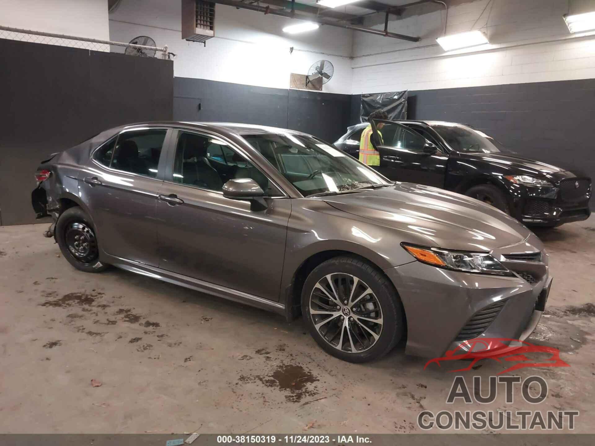 TOYOTA CAMRY 2020 - 4T1G11BK0LU004171