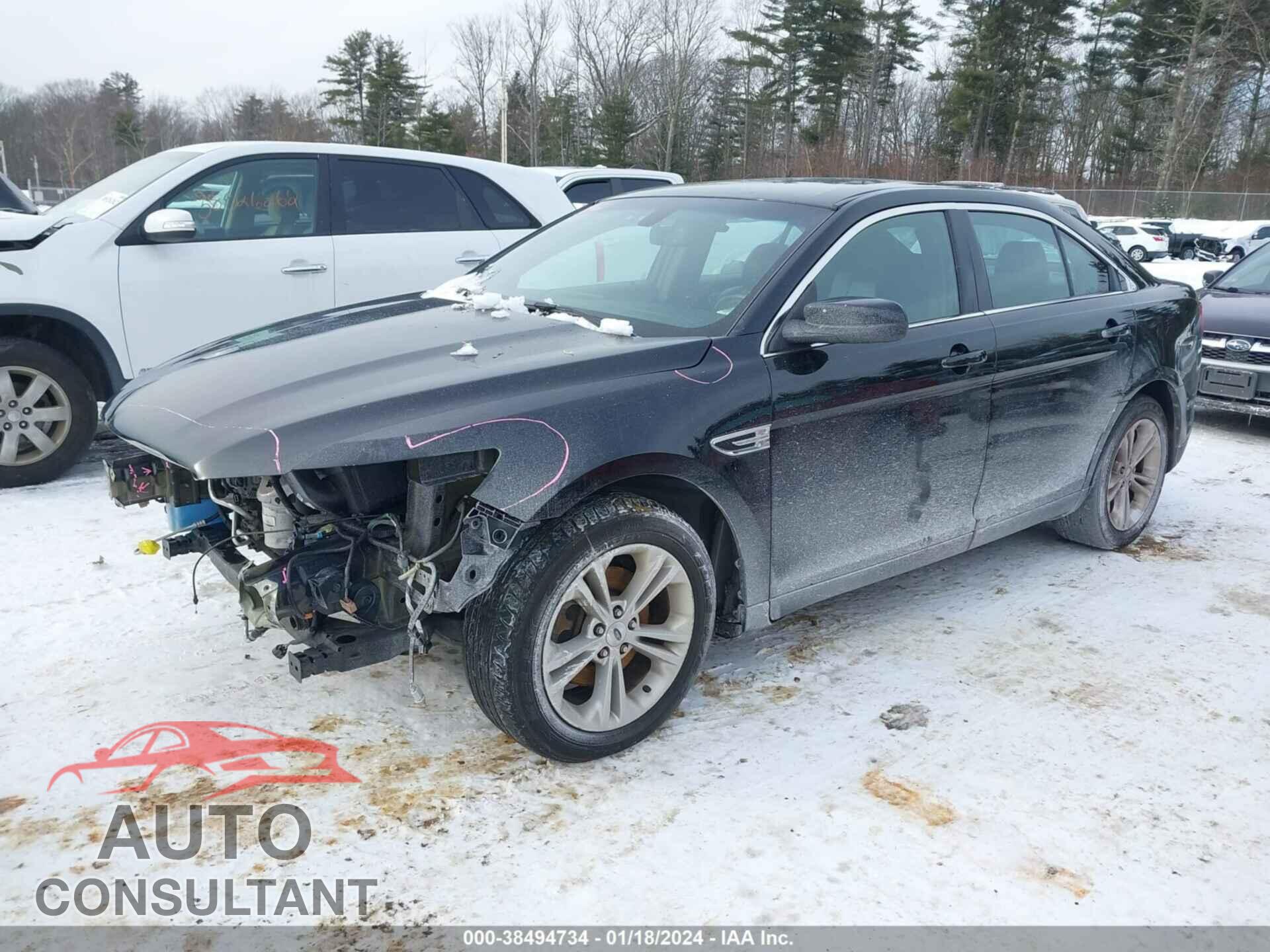 FORD TAURUS 2018 - 1FAHP2E88JG117882
