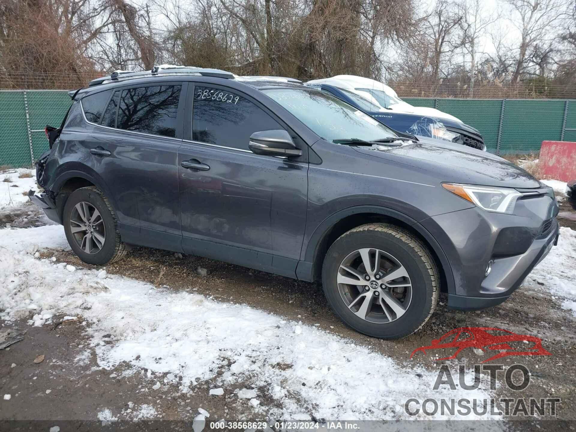 TOYOTA RAV4 2018 - JTMRFREV4JJ718449