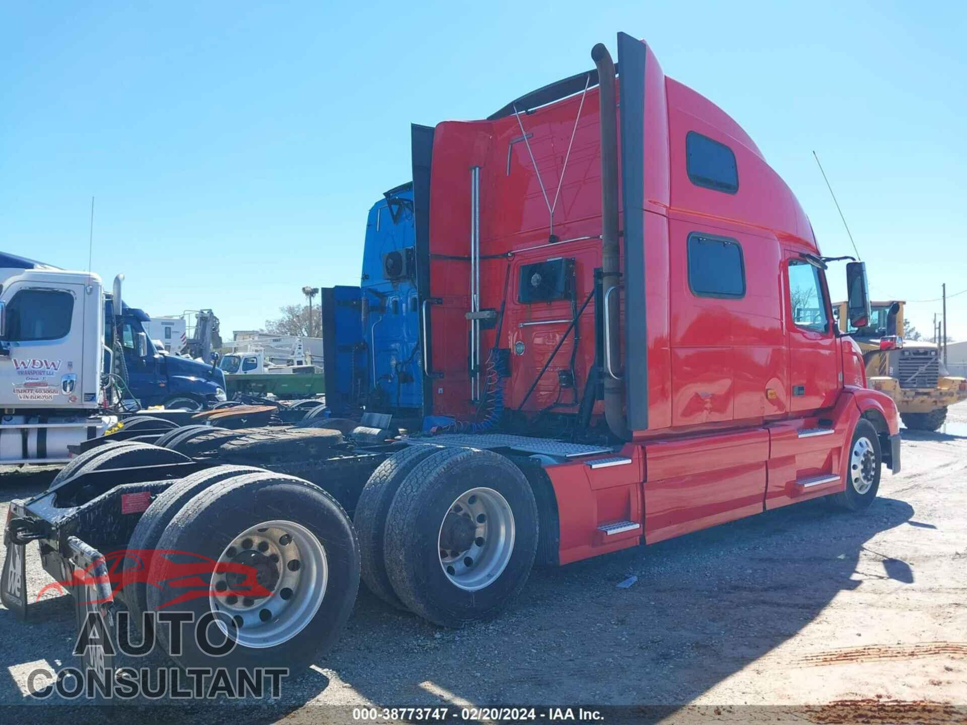 VOLVO VN 2016 - 4V4NC9EH7GN959073