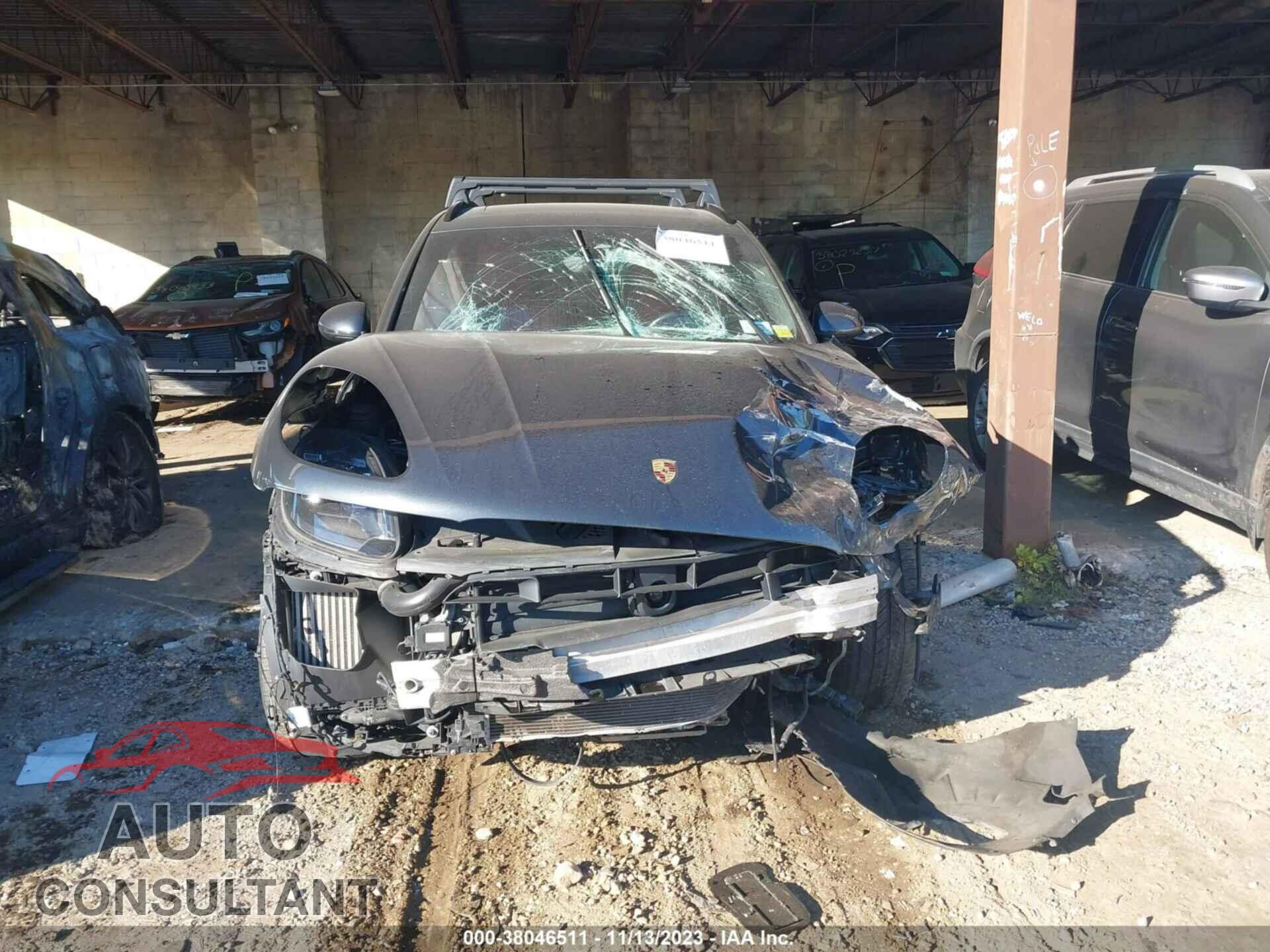 PORSCHE MACAN 2018 - WP1AG2A55JLB65255