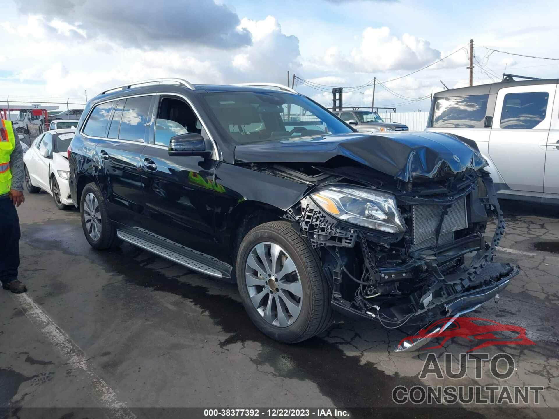 MERCEDES-BENZ GLS 450 2018 - 4JGDF6EE2JB174242