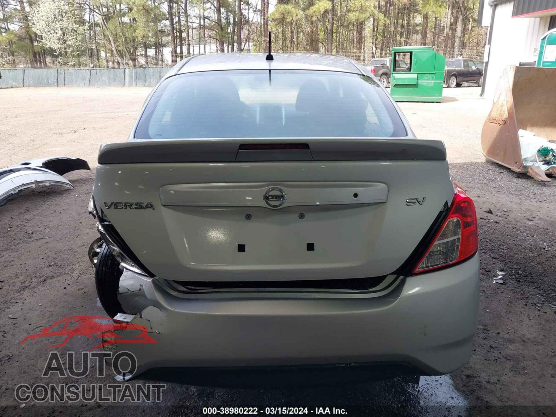 NISSAN VERSA 2017 - 3N1CN7AP3HL875755