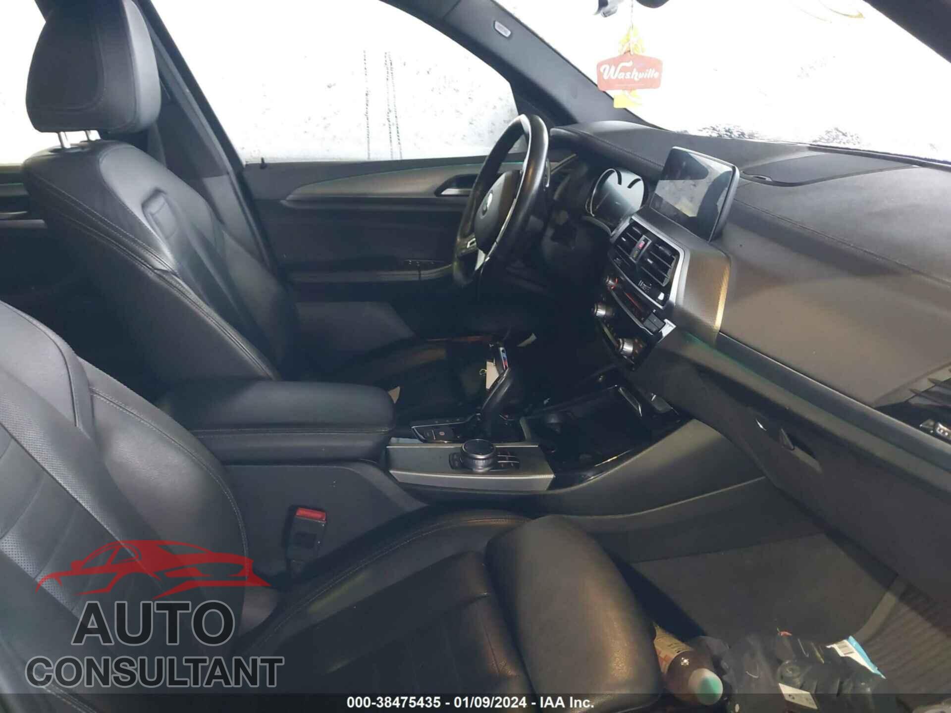 BMW X3 2018 - 5UXTS3C59J0Y95892
