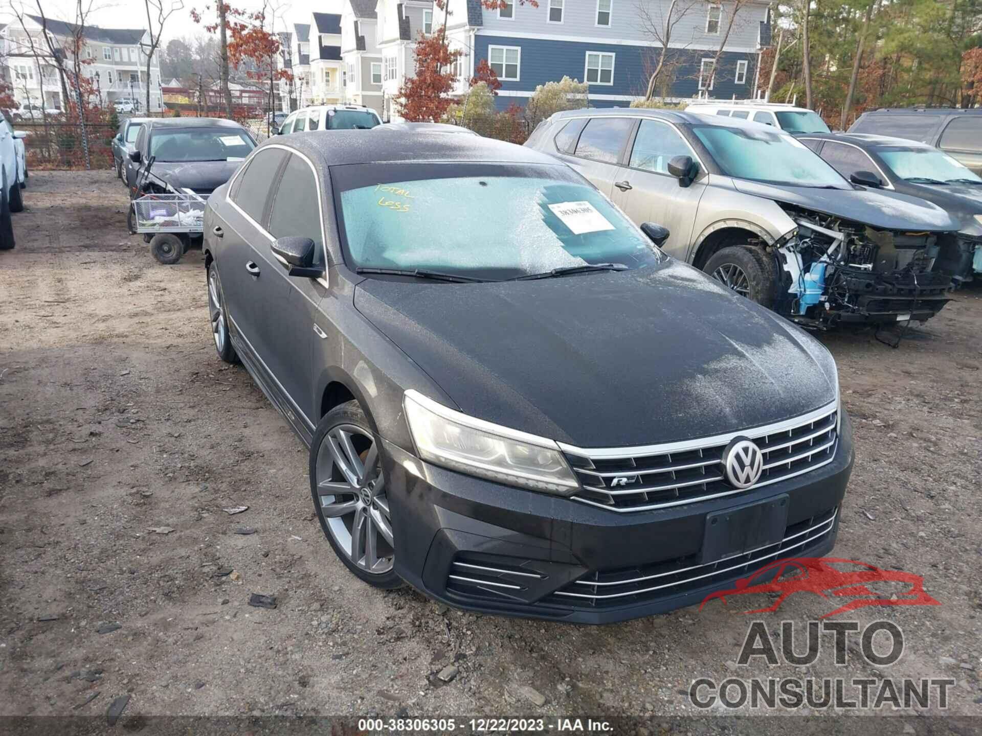 VOLKSWAGEN PASSAT 2017 - 1VWDT7A39HC079623