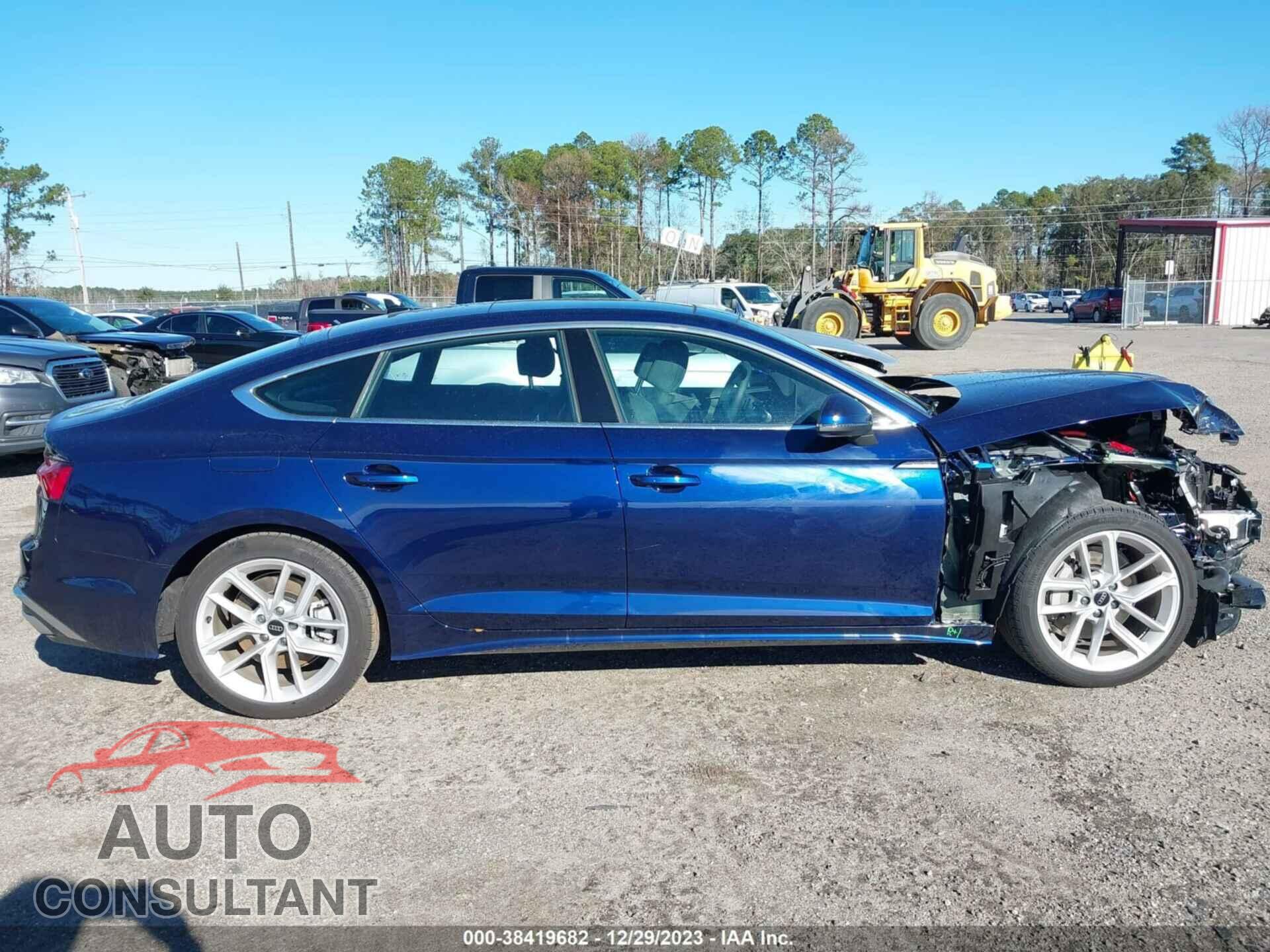 AUDI A5 2024 - WAUFACF58RA020710