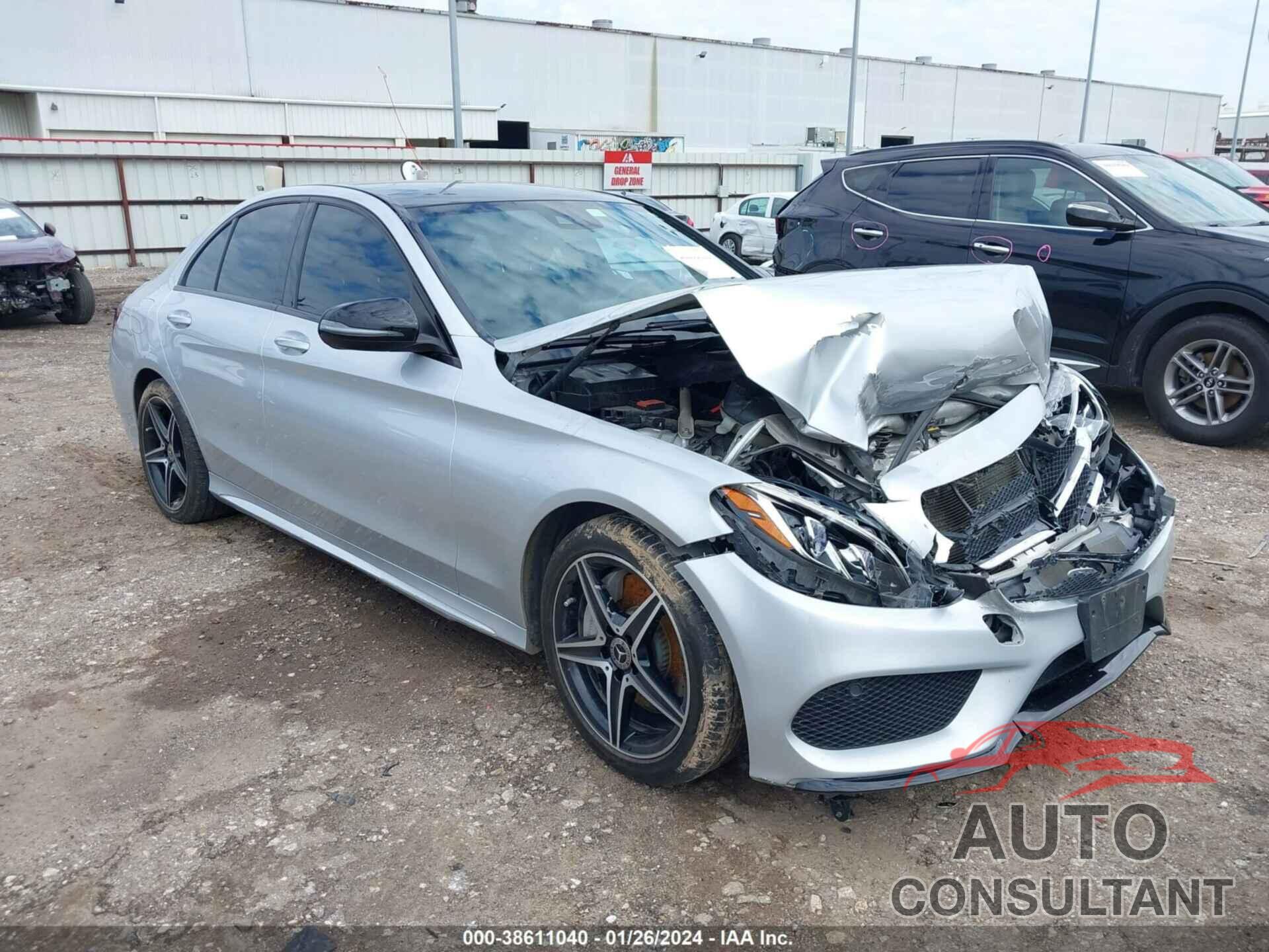 MERCEDES-BENZ C 300 2018 - 55SWF4KB2JU254650