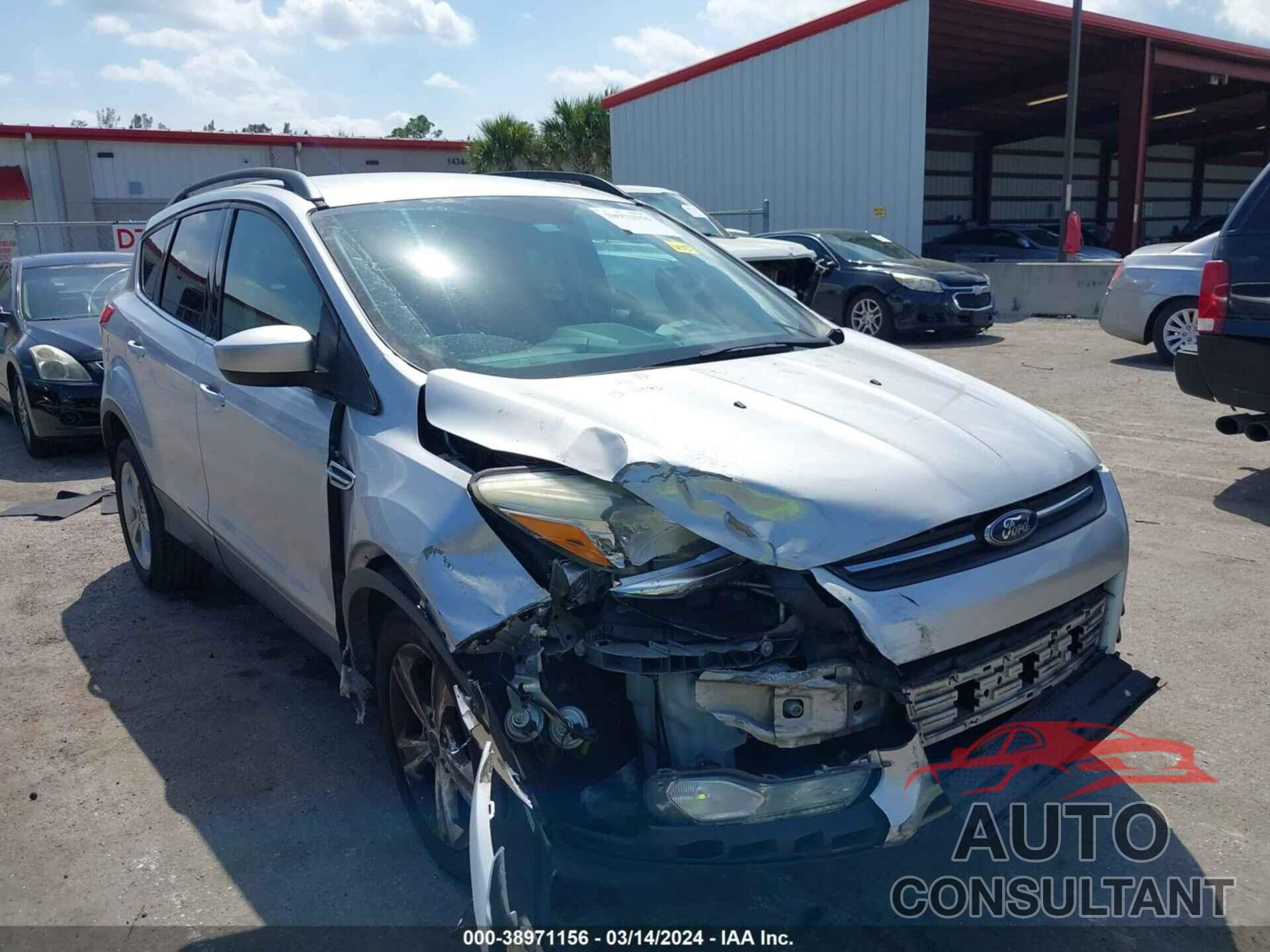 FORD ESCAPE 2016 - 1FMCU0GX6GUC62866