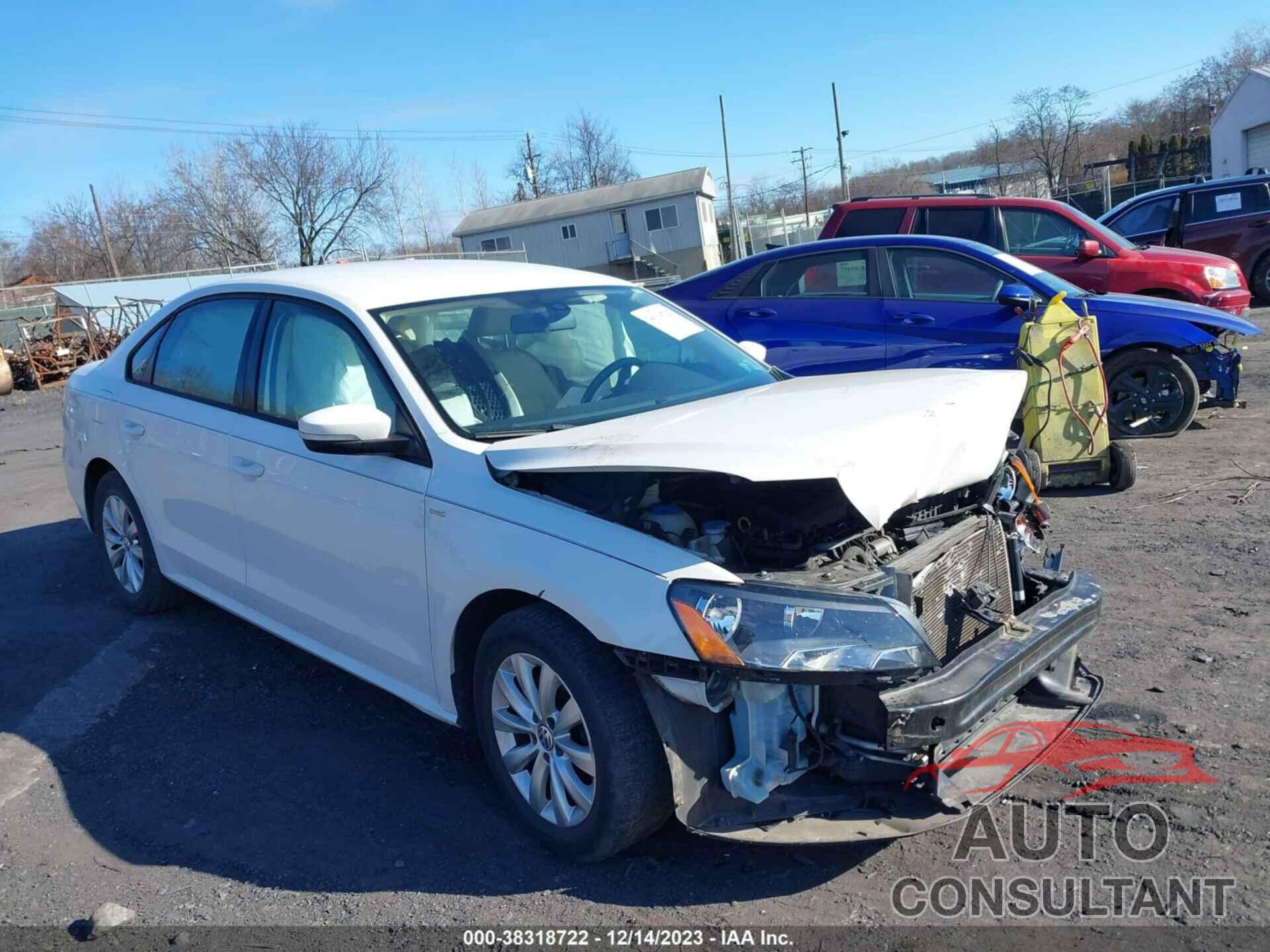 VOLKSWAGEN PASSAT 2015 - 1VWAT7A39FC012861
