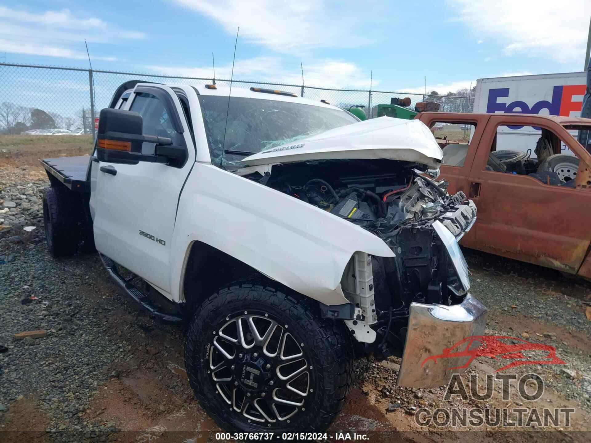 CHEVROLET SILVERADO 3500HD CHASSIS 2015 - 1GB4CYC8XFF599024