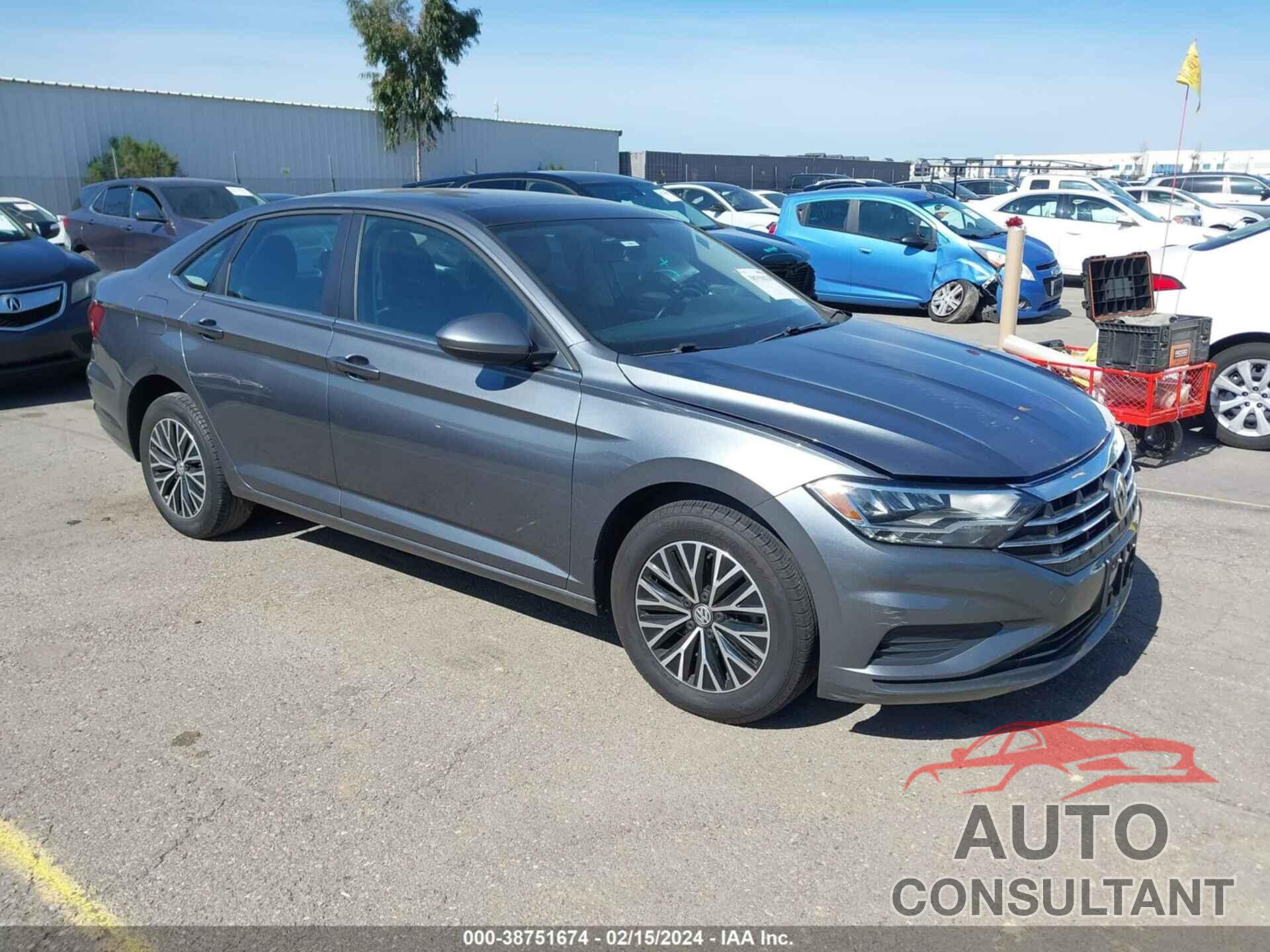 VOLKSWAGEN JETTA 2019 - 3VWC57BUXKM091041
