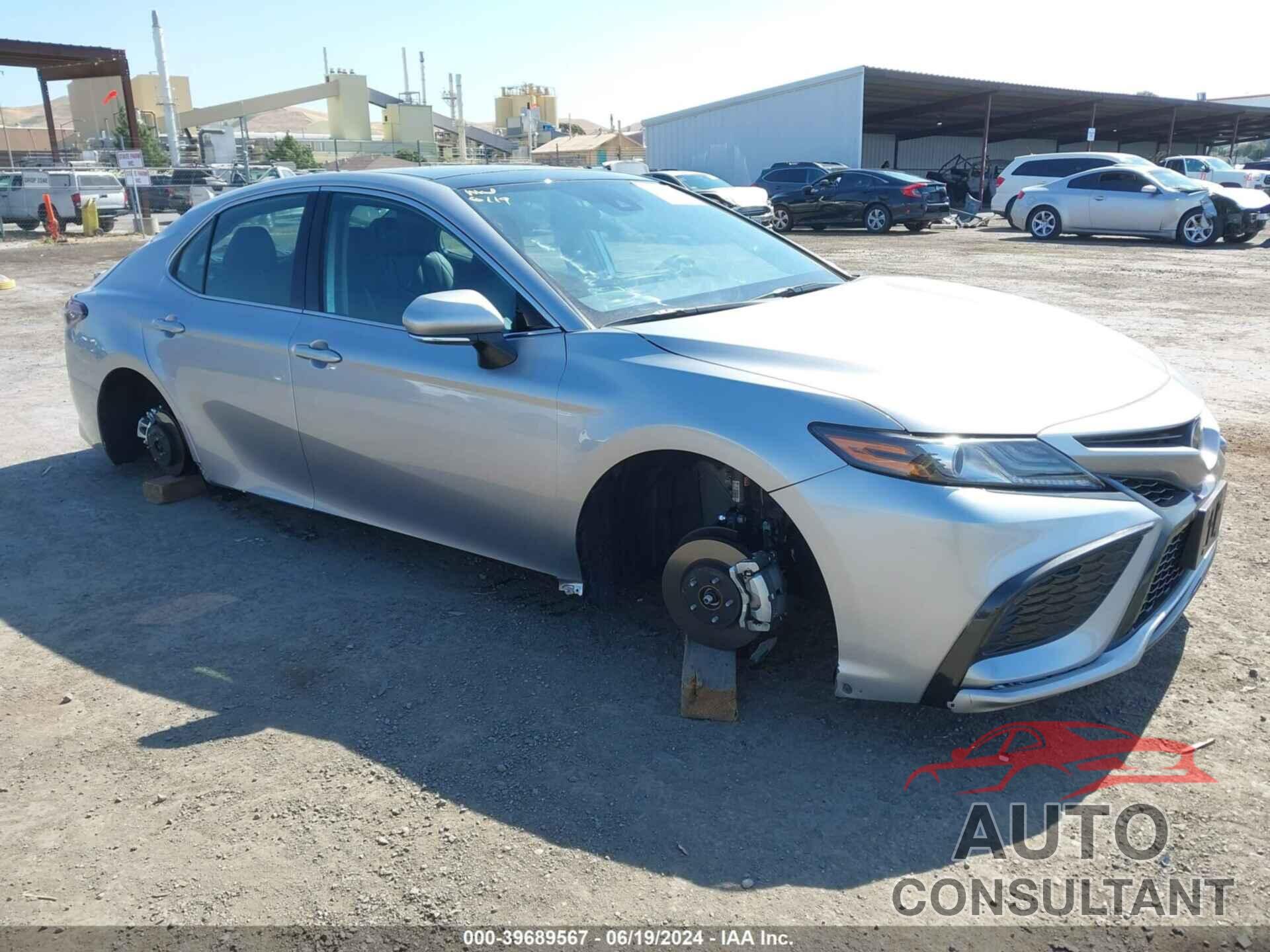 TOYOTA CAMRY 2024 - 4T1K61AK4RU878187