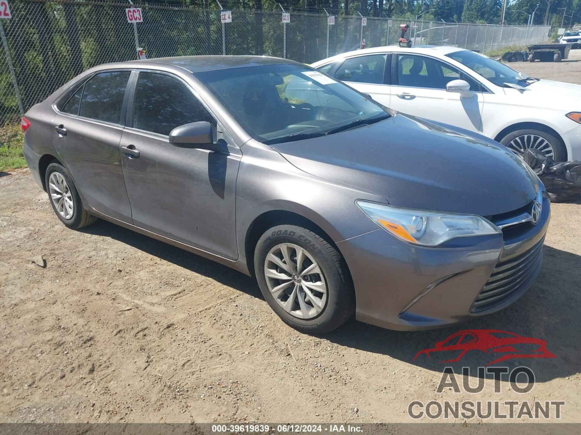 TOYOTA CAMRY 2016 - 4T4BF1FKXGR568069