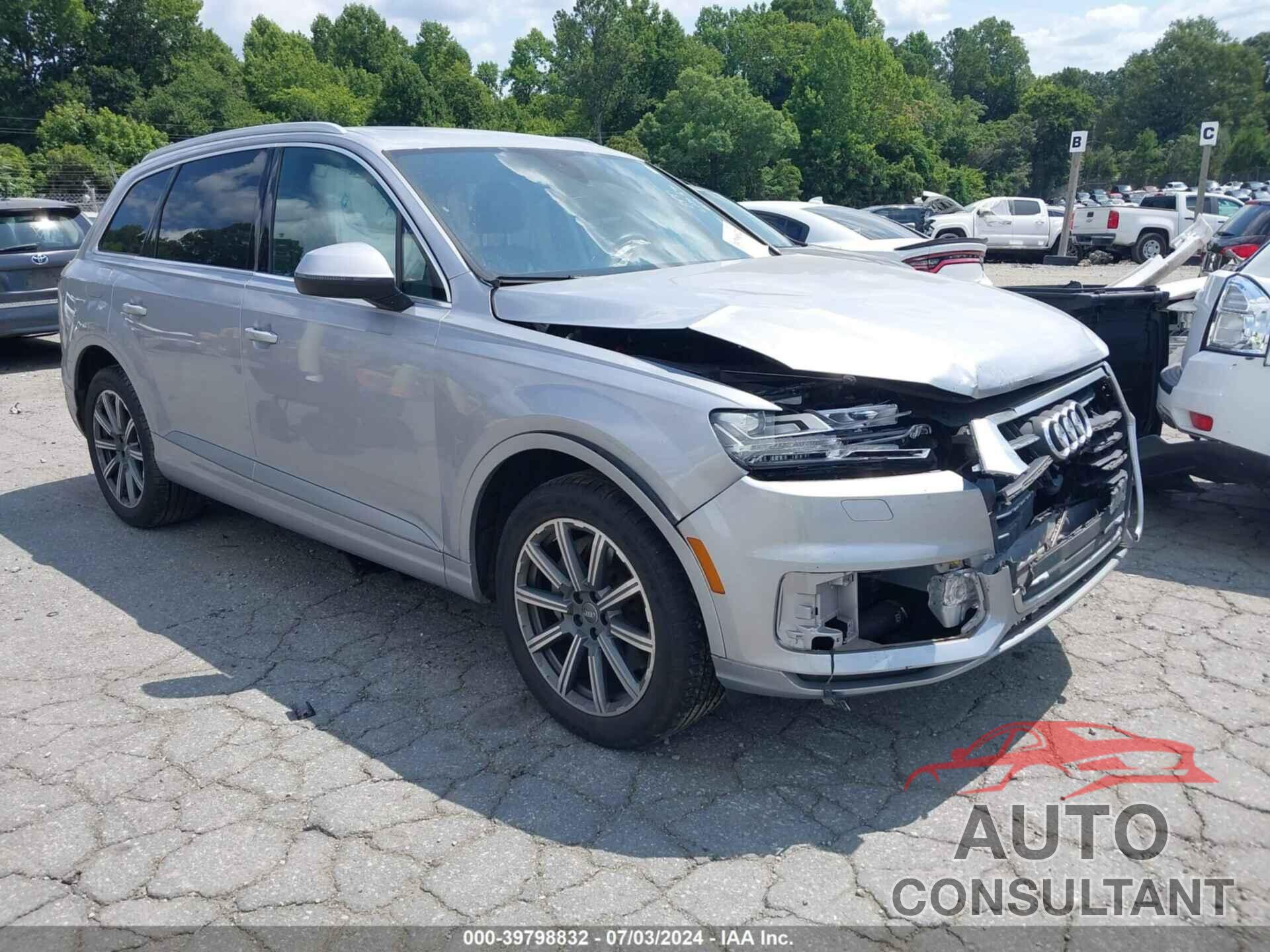 AUDI Q7 2018 - WA1LHAF7XJD044494