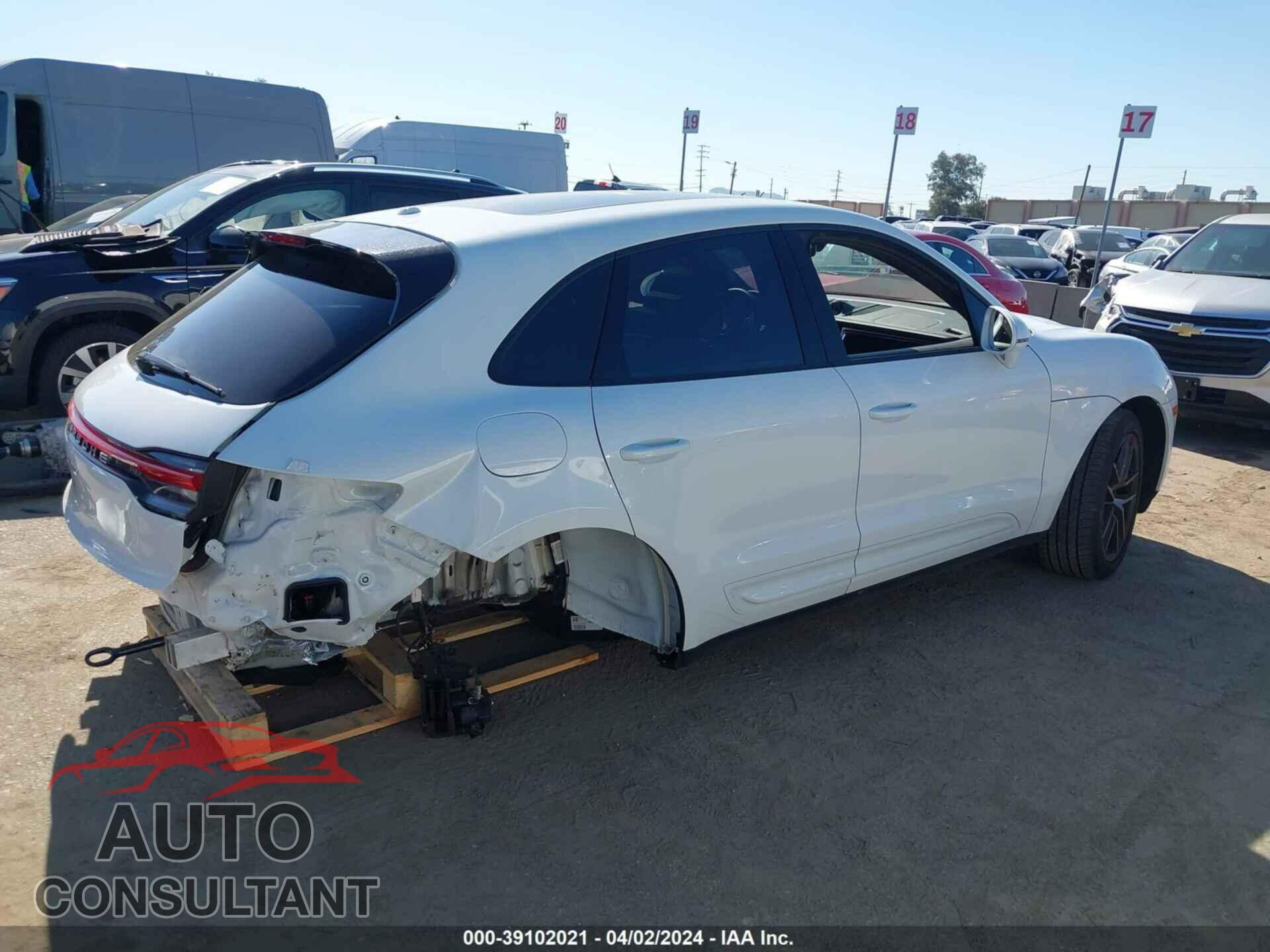 PORSCHE MACAN 2022 - WP1AA2A55NLB11543