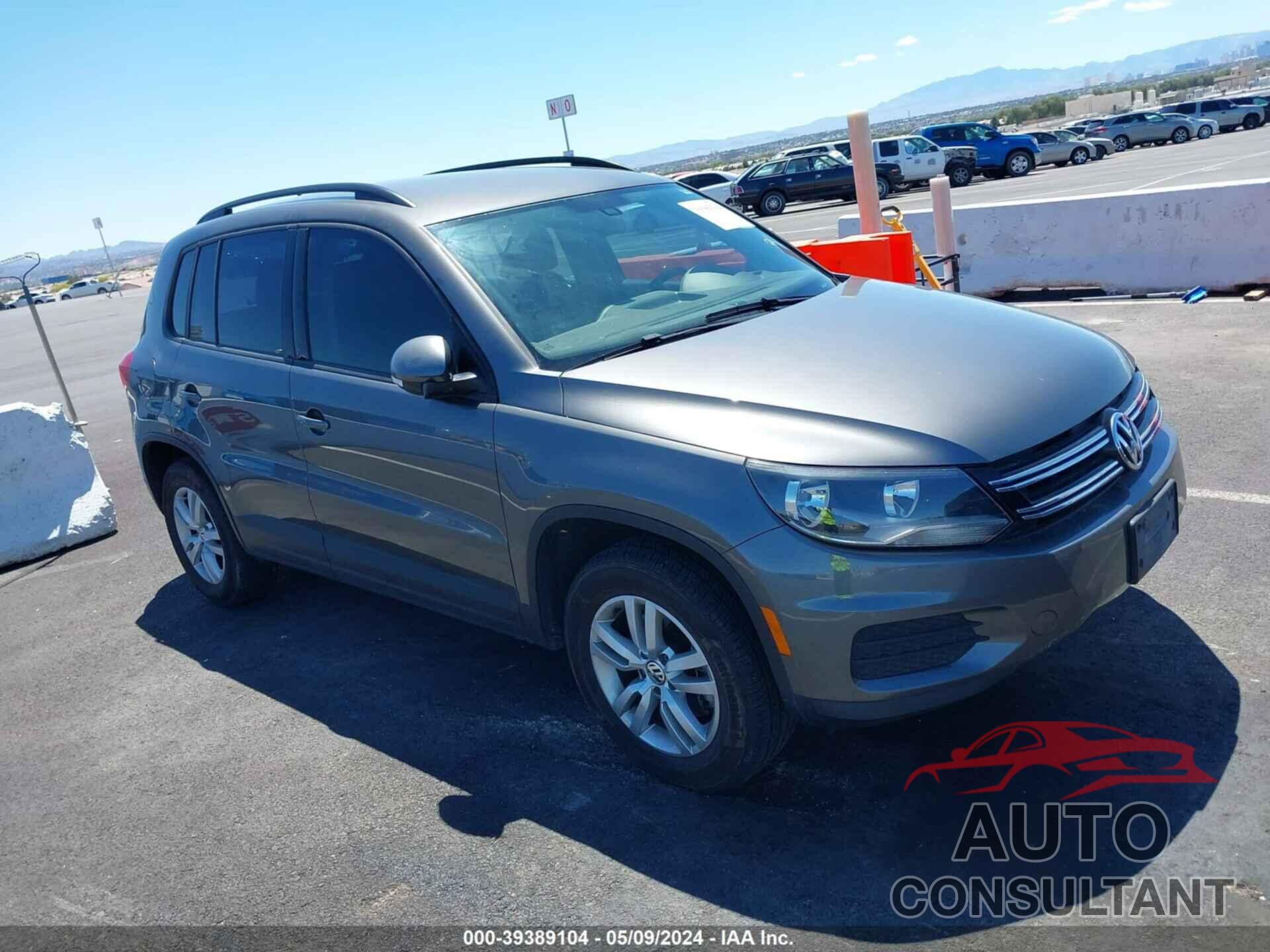 VOLKSWAGEN TIGUAN 2016 - WVGAV7AX6GW601233