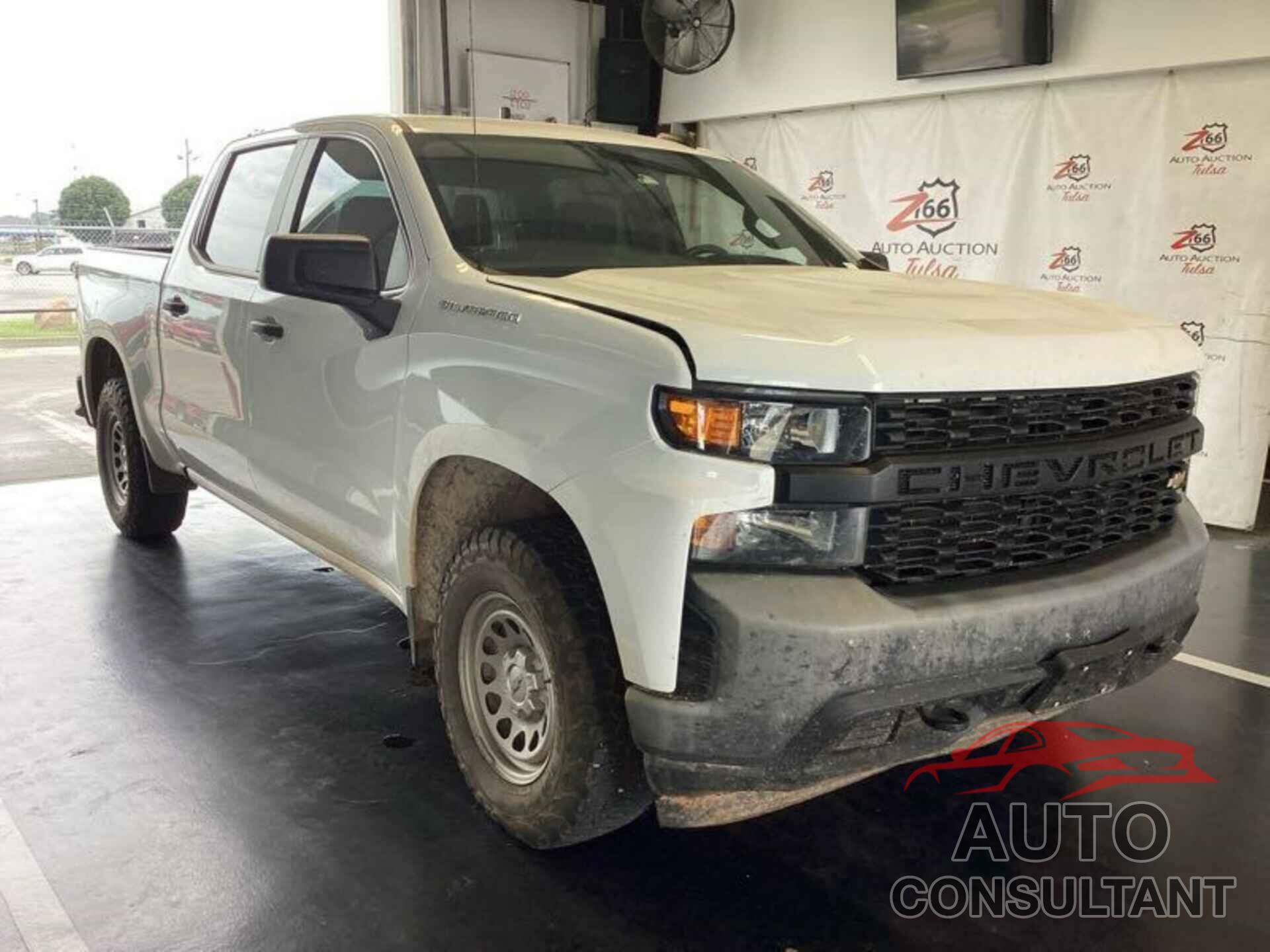 CHEVROLET SILVERADO 2019 - 1GCUYAEF5KZ243332