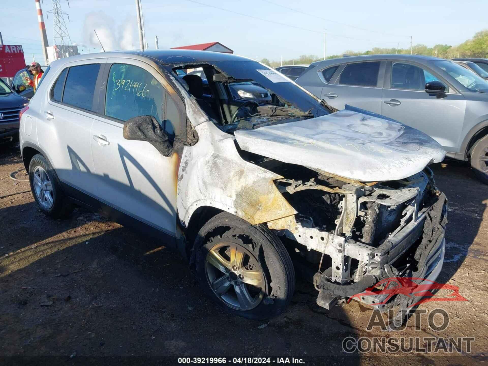 CHEVROLET TRAX 2019 - 3GNCJKSB4KL286789