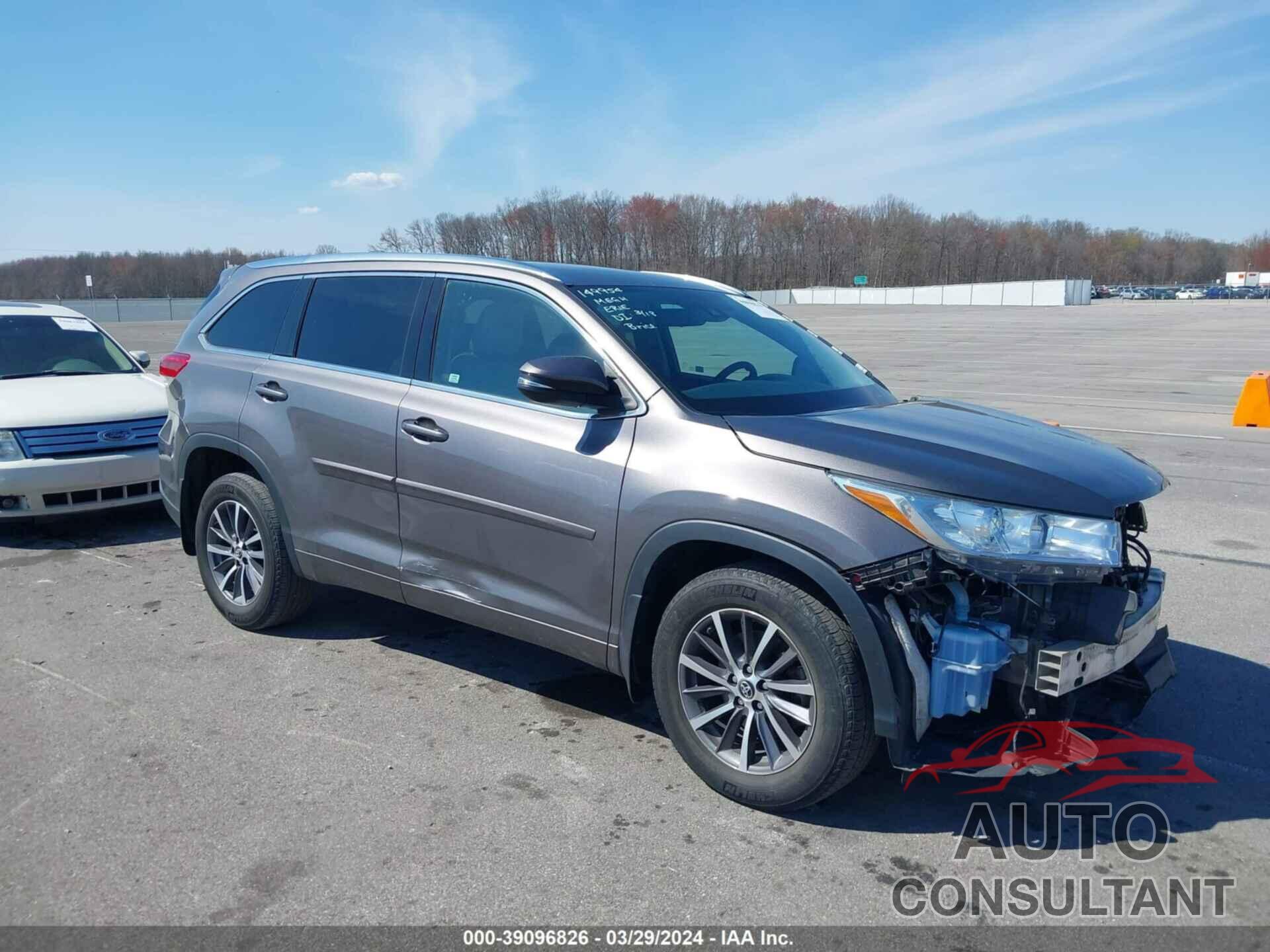 TOYOTA HIGHLANDER 2017 - 5TDJZRFH0HS378646