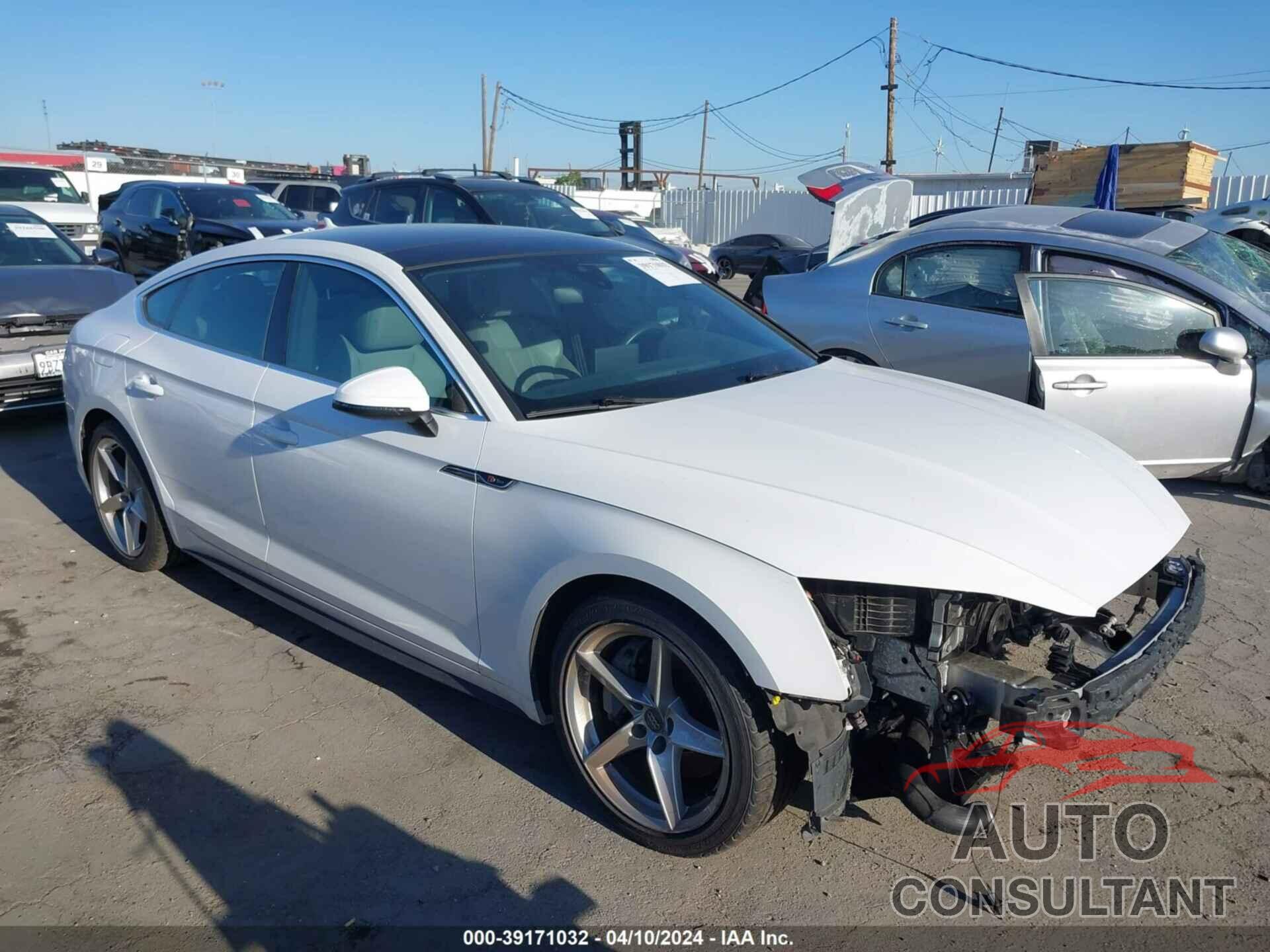 AUDI A5 2019 - WAUDNCF52KA091354