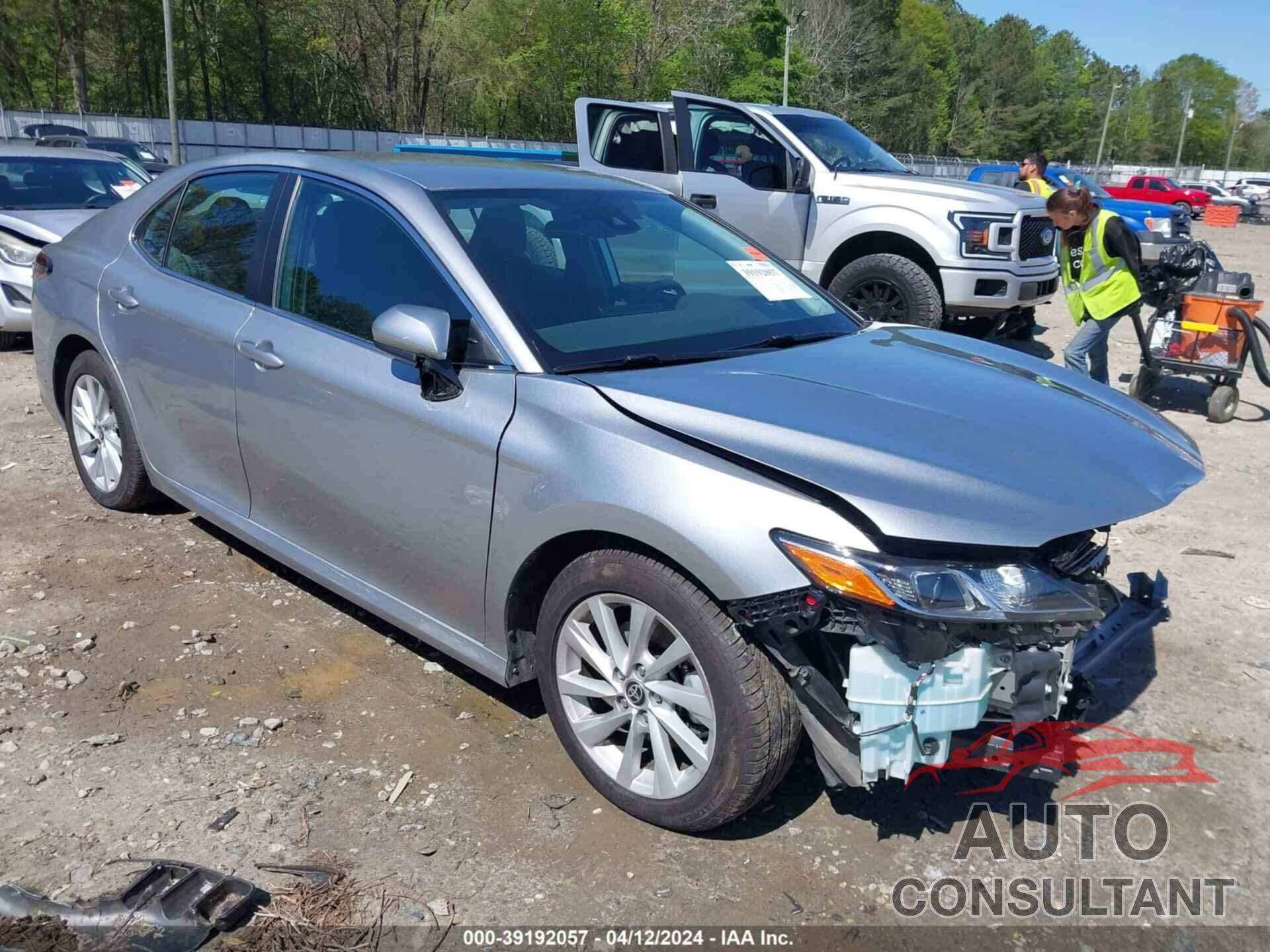 TOYOTA CAMRY 2021 - 4T1C11AKXMU613589
