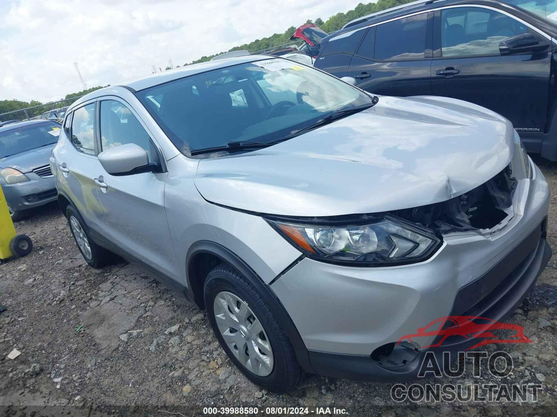 NISSAN ROGUE SPORT 2018 - JN1BJ1CP3JW155471