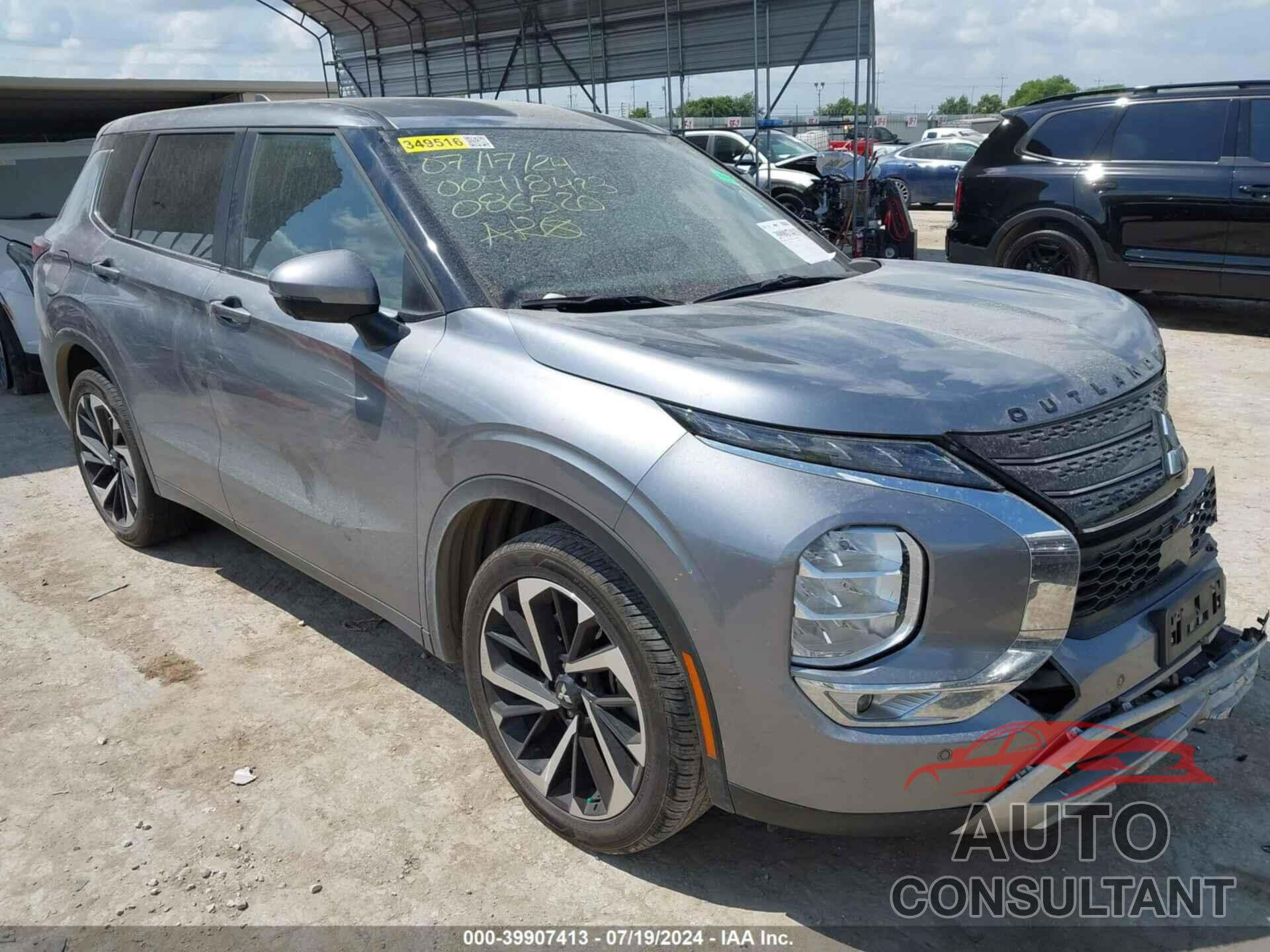 MITSUBISHI OUTLANDER 2022 - JA4J3UA88NZ086520