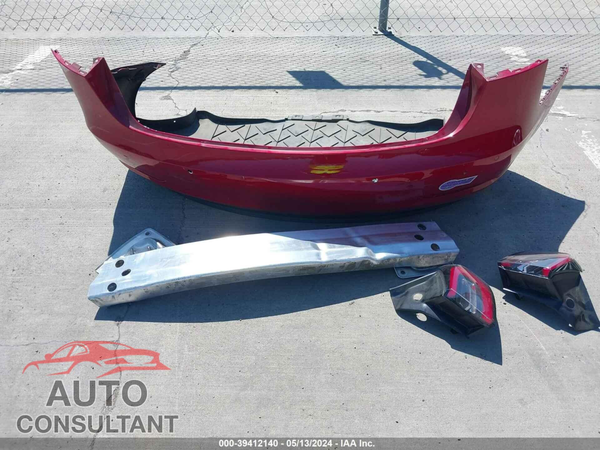 TESLA MODEL 3 2019 - 5YJ3E1EB7KF393028
