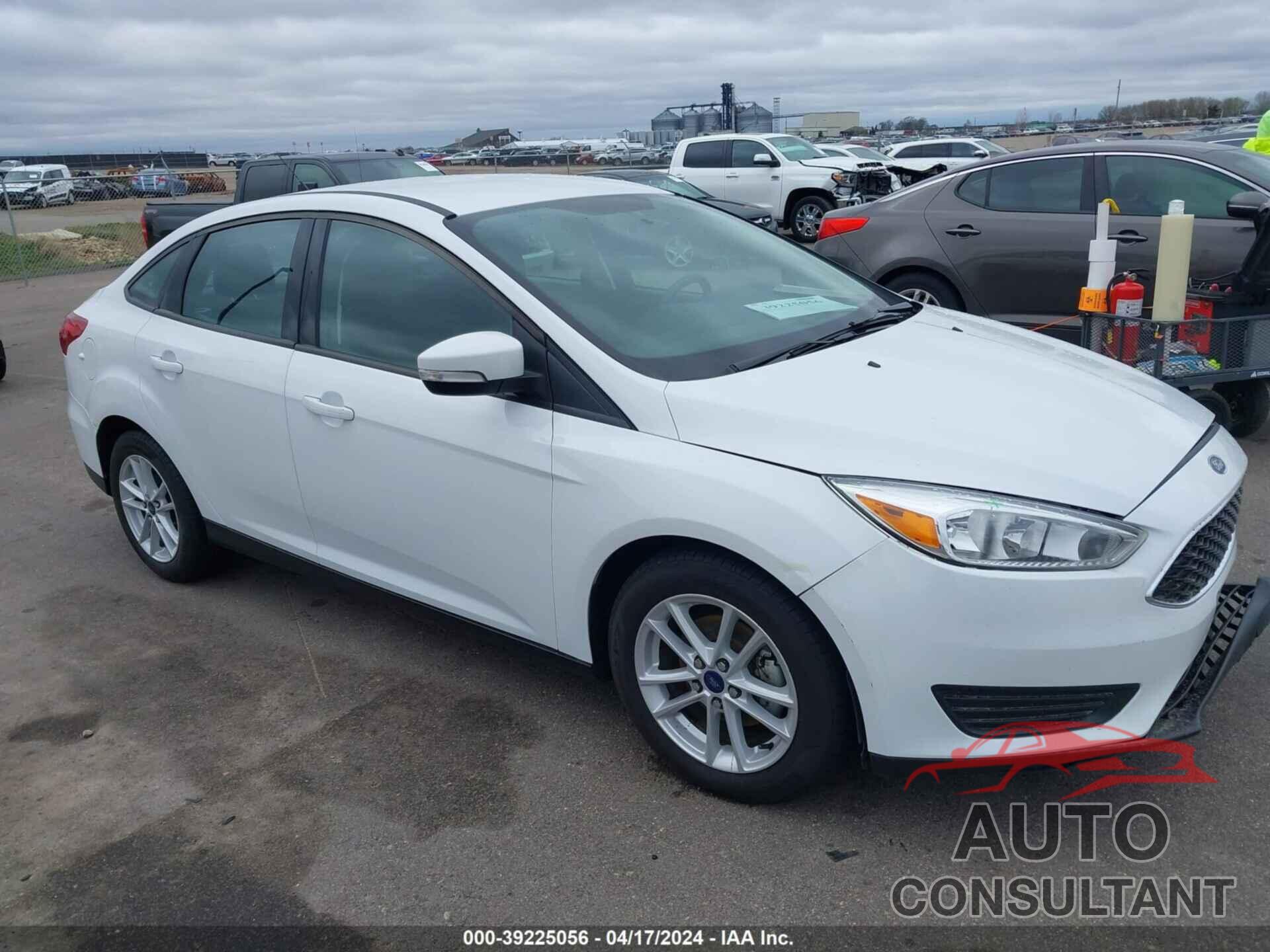 FORD FOCUS 2017 - 1FADP3F26HL348070