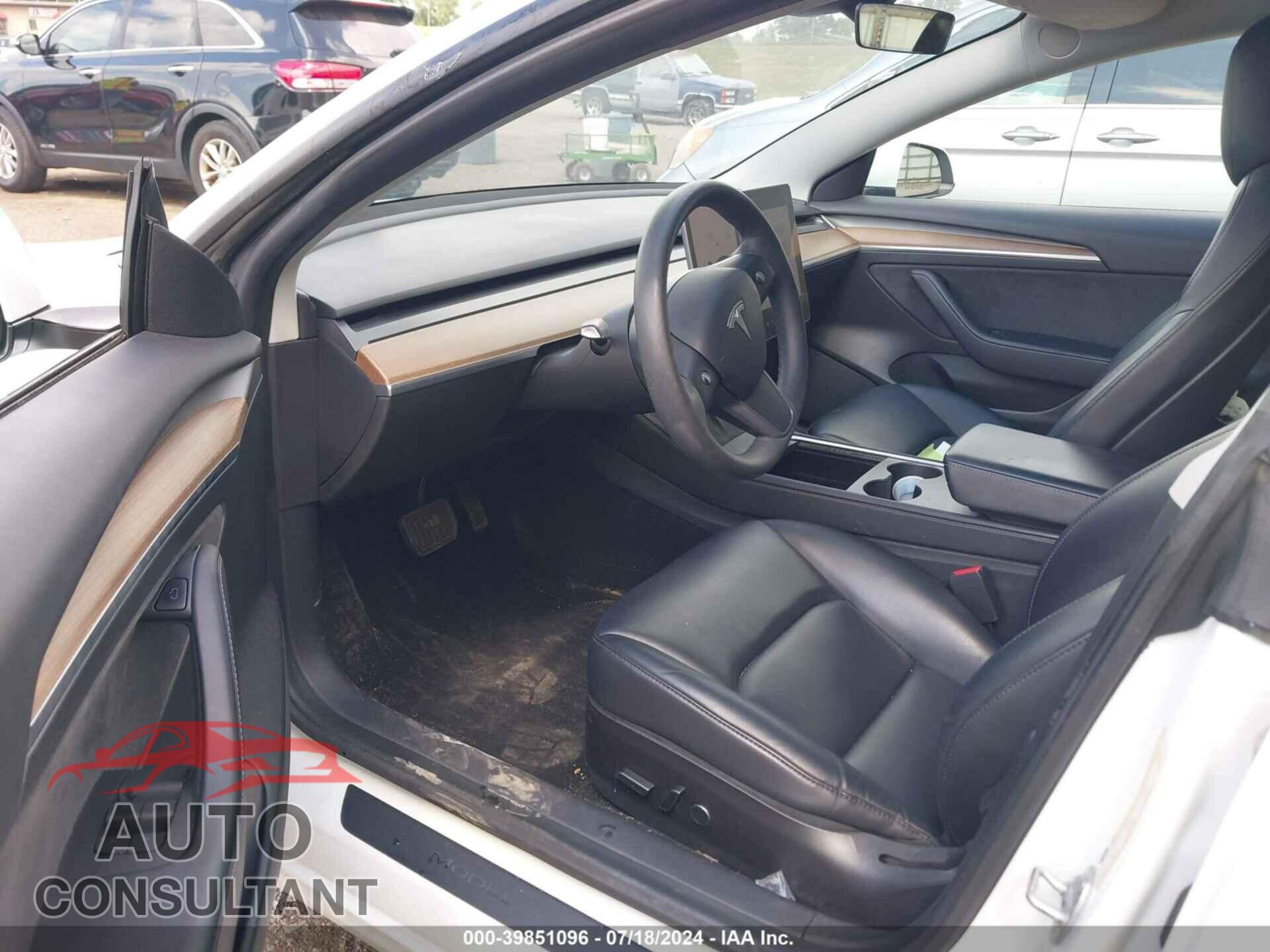 TESLA MODEL 3 2021 - 5YJ3E1EA9MF094974