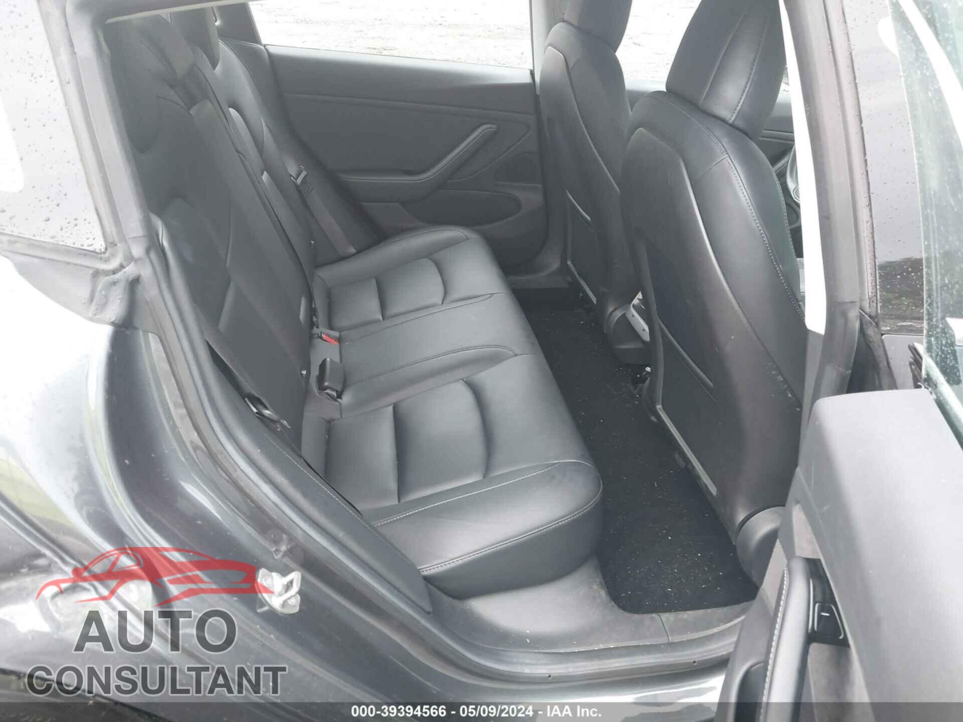 TESLA MODEL 3 2018 - 5YJ3E1EA4JF028151